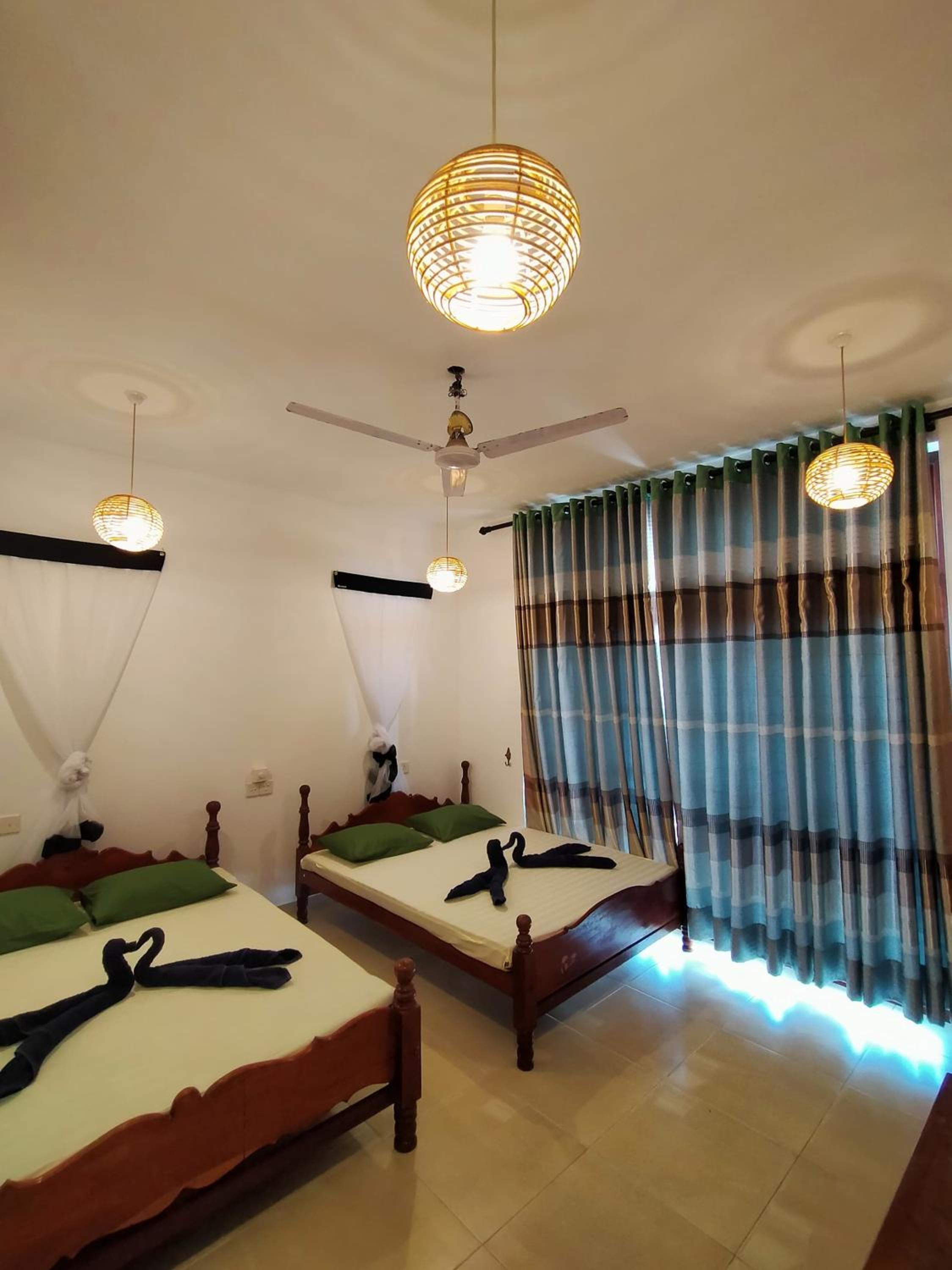 Family Room with Sea View photo 2