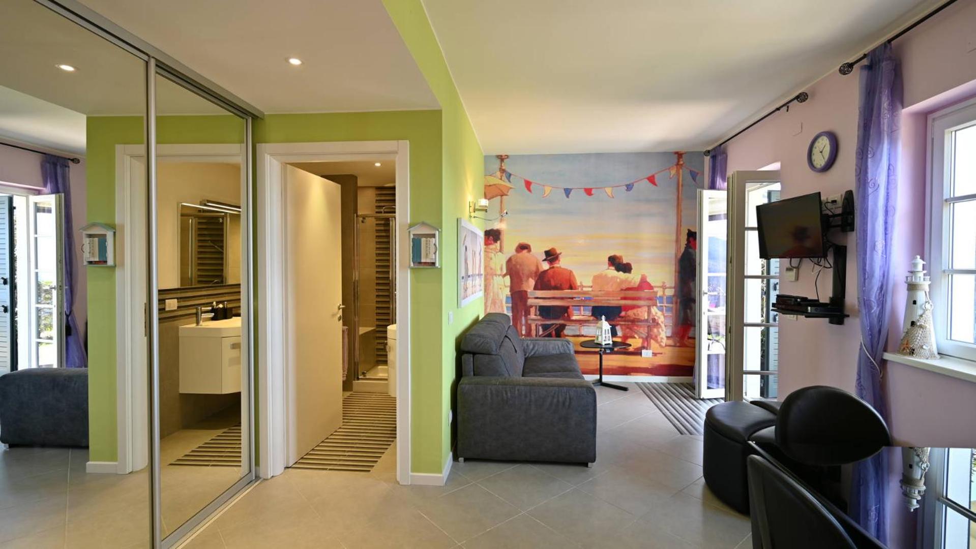 One-Bedroom House photo 3