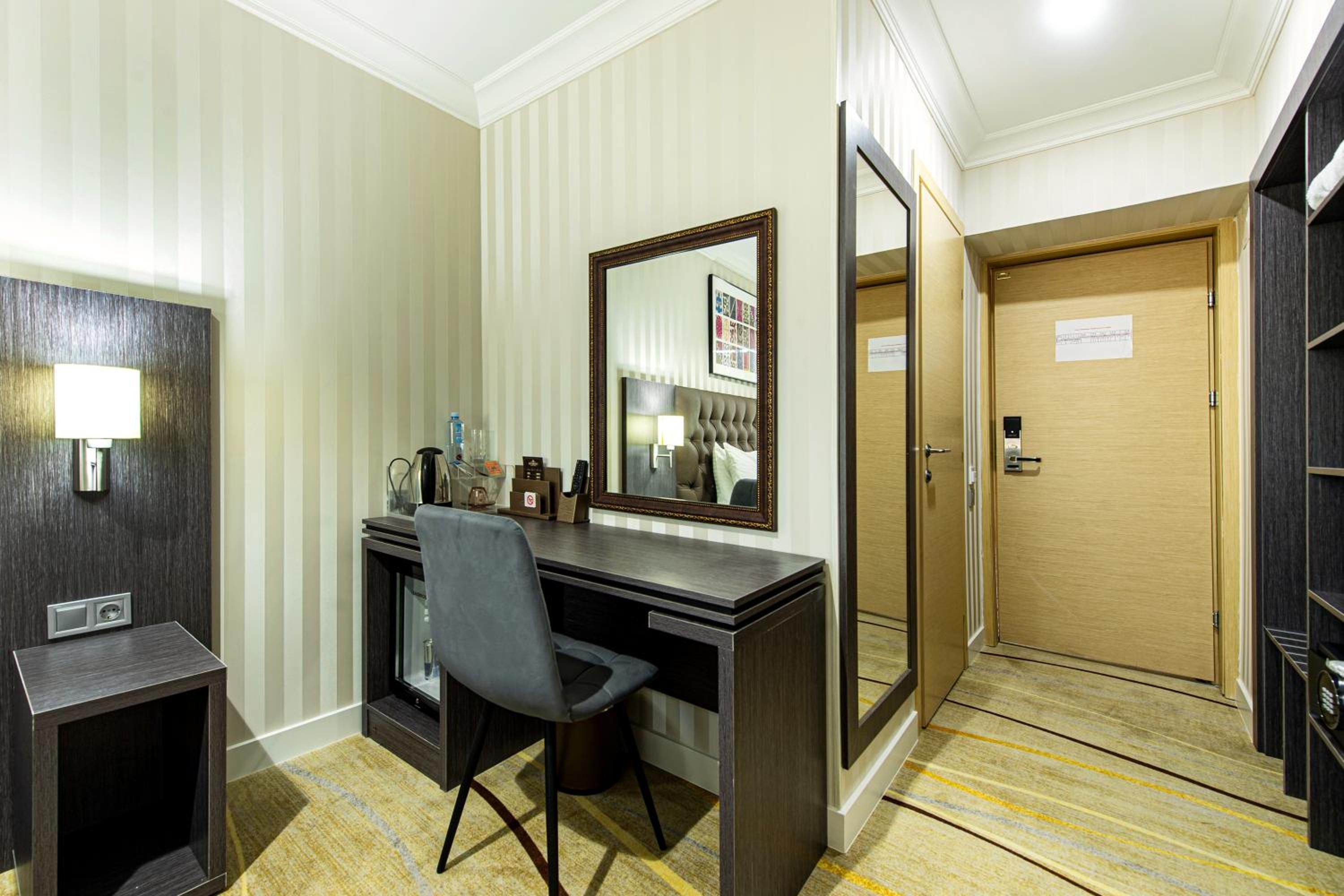 Standard Room - Photo 1