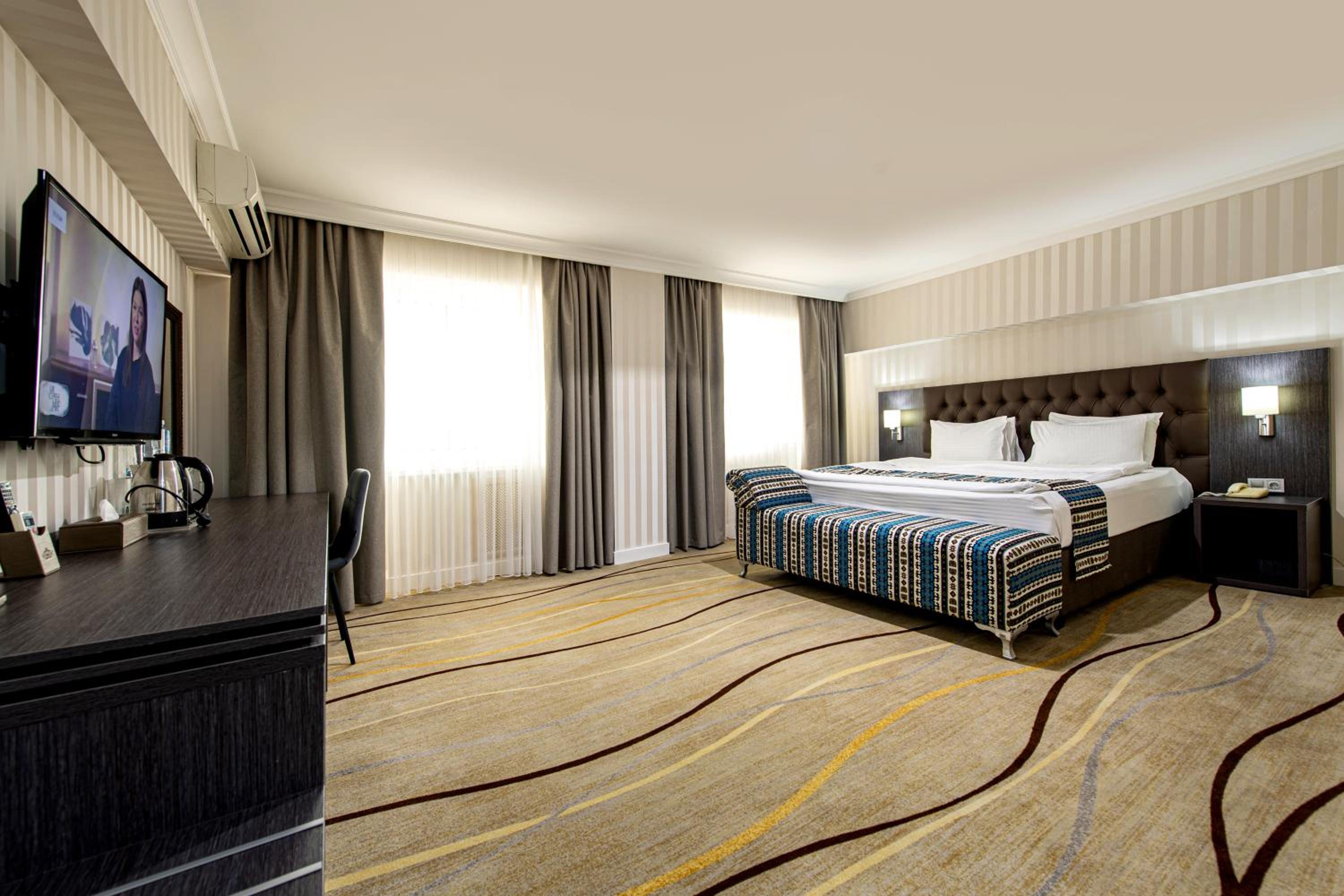 Deluxe Double Room - Photo 3