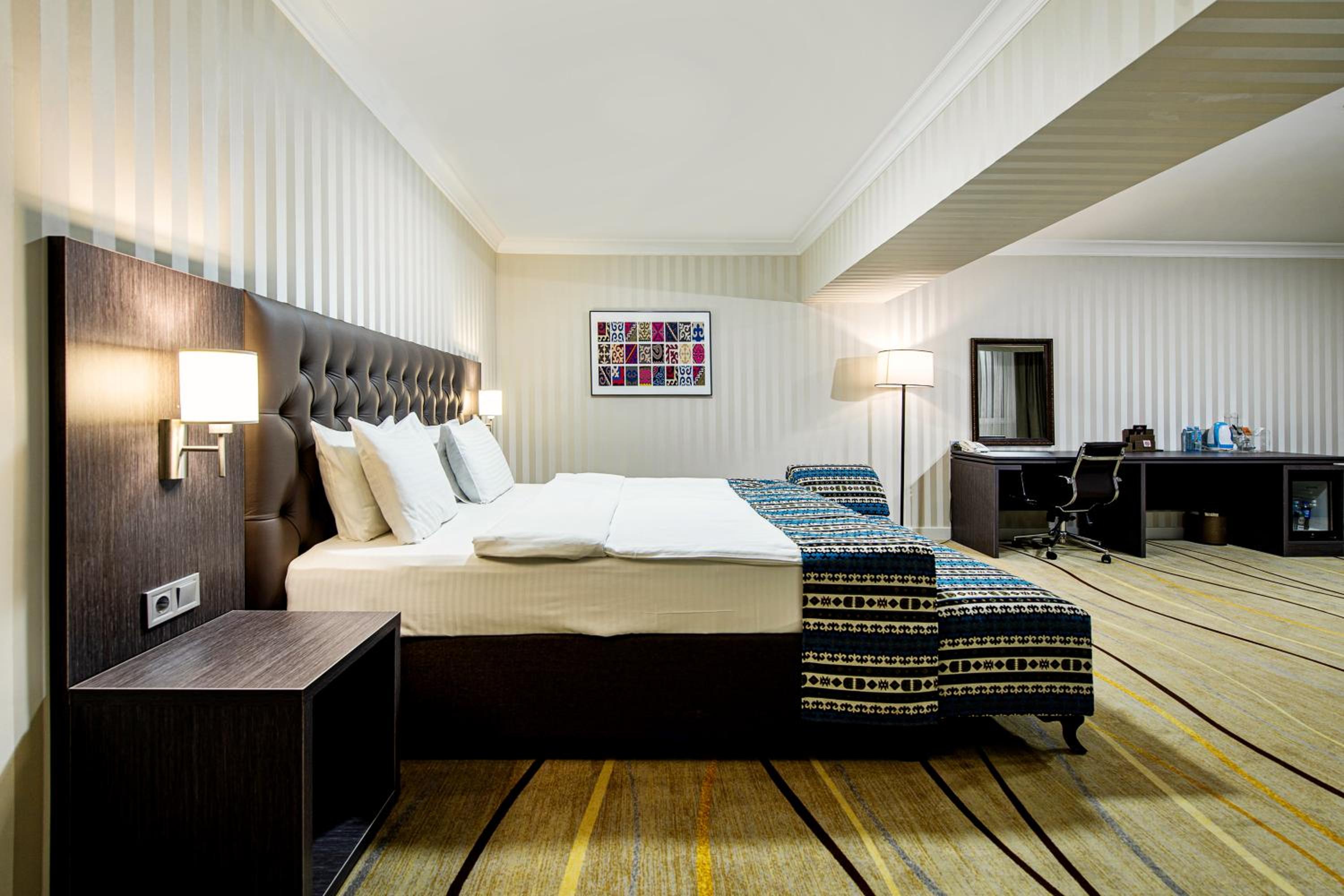 Suite - Photo 3