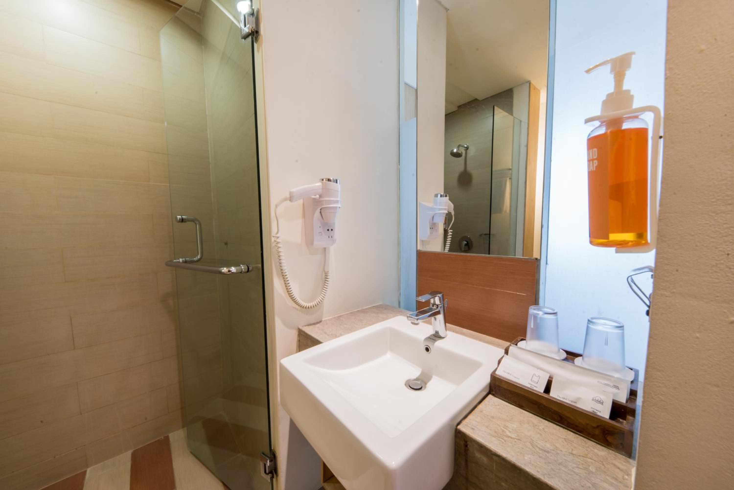 Deluxe Double or Twin Room - Photo 3