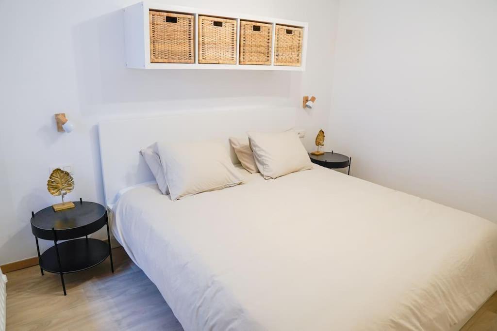 Three-Bedroom Apartment photo 1