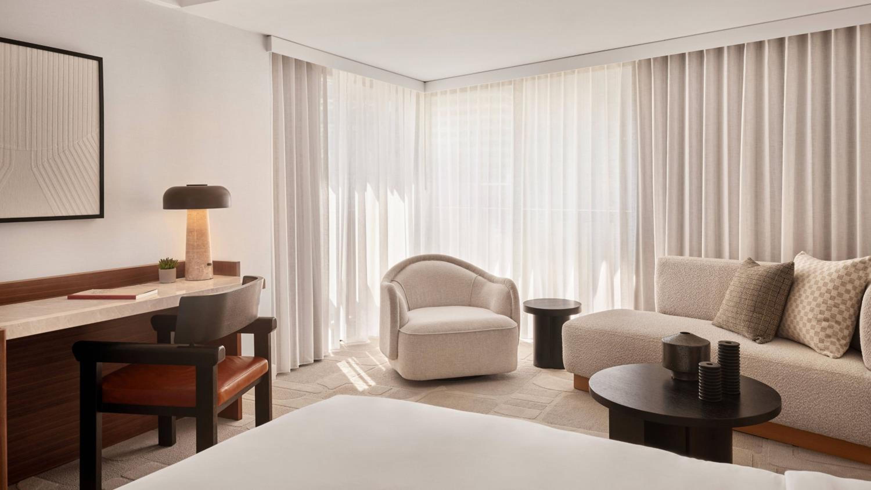 Jay Residence Suite