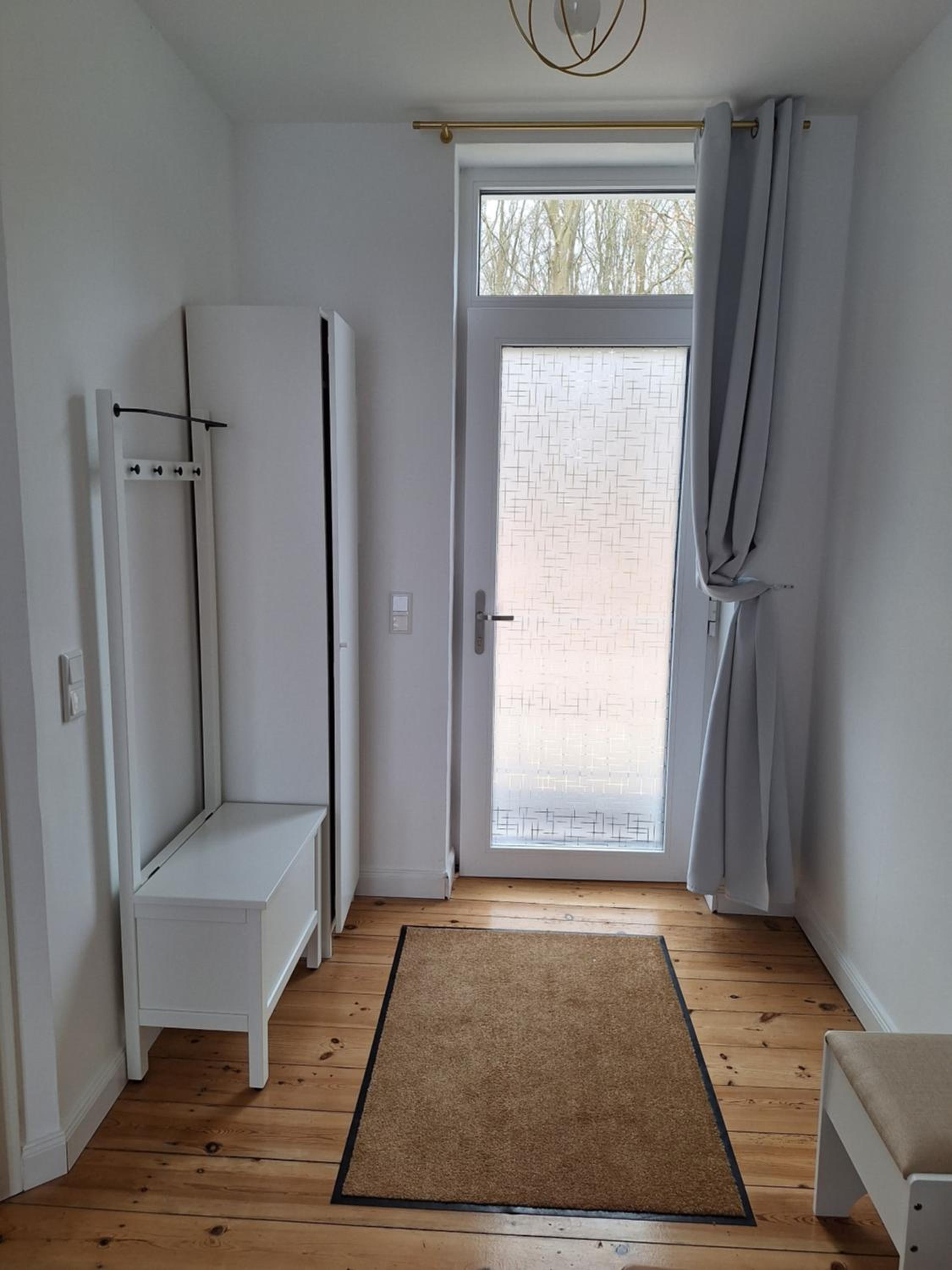 Studio with Balcony photo 1