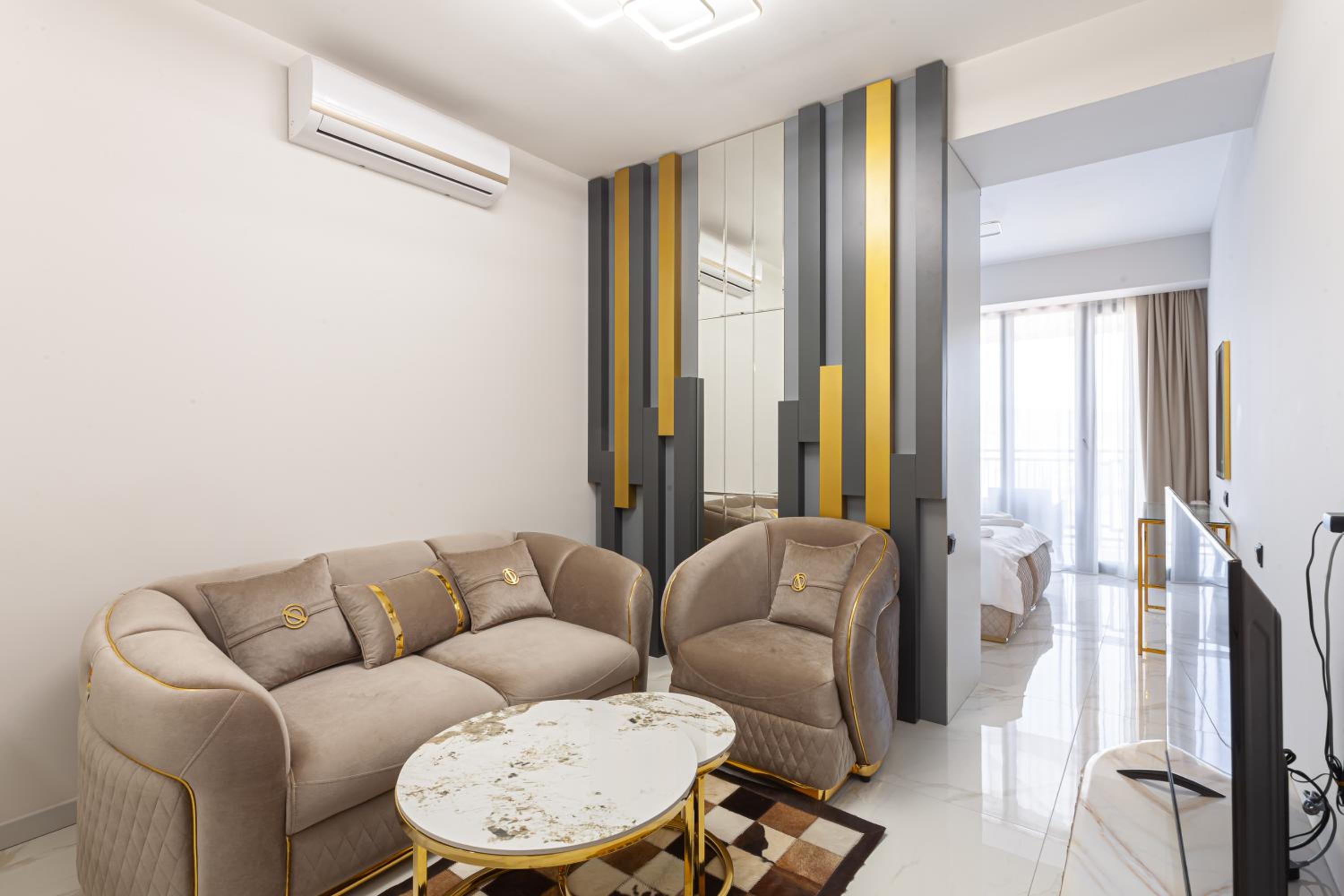 Studio Apartment with Balcony
