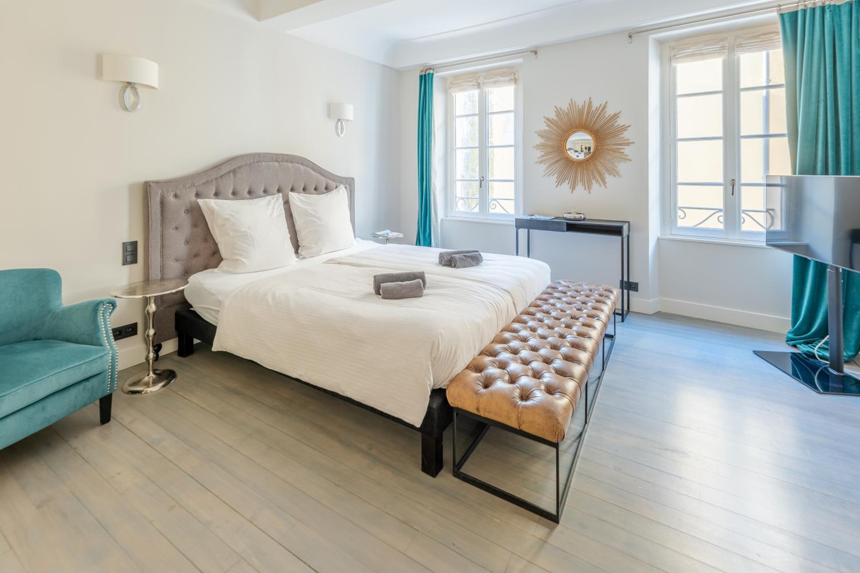 Superior Queen Room