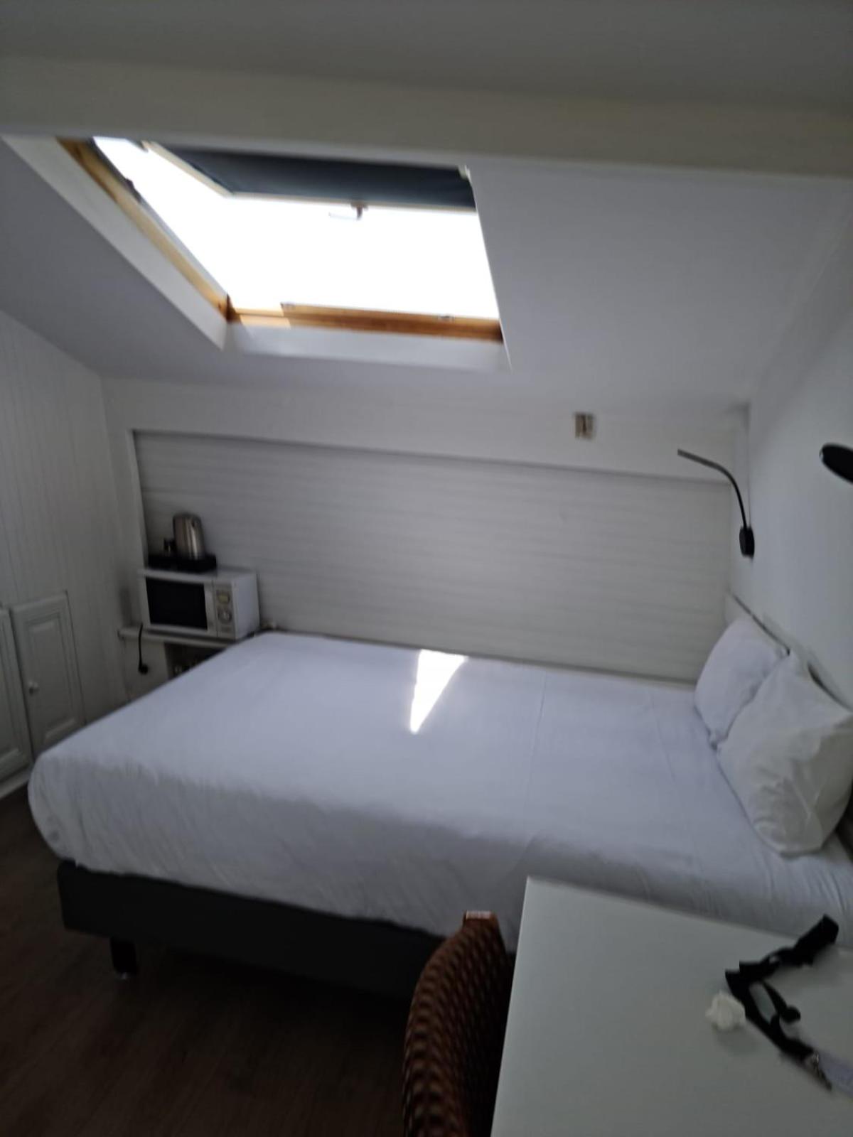 Standard Triple Studio