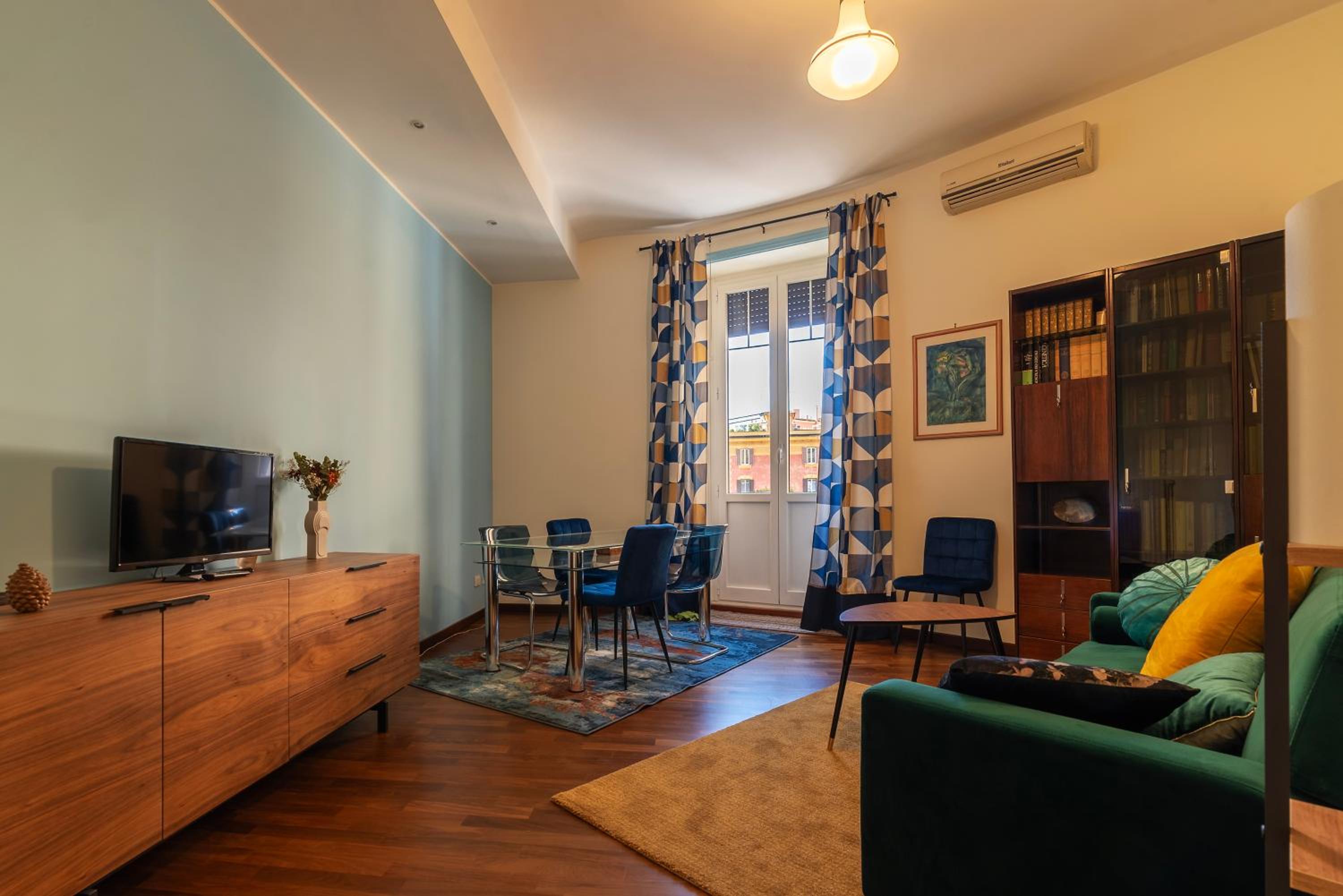 One-Bedroom Apartment