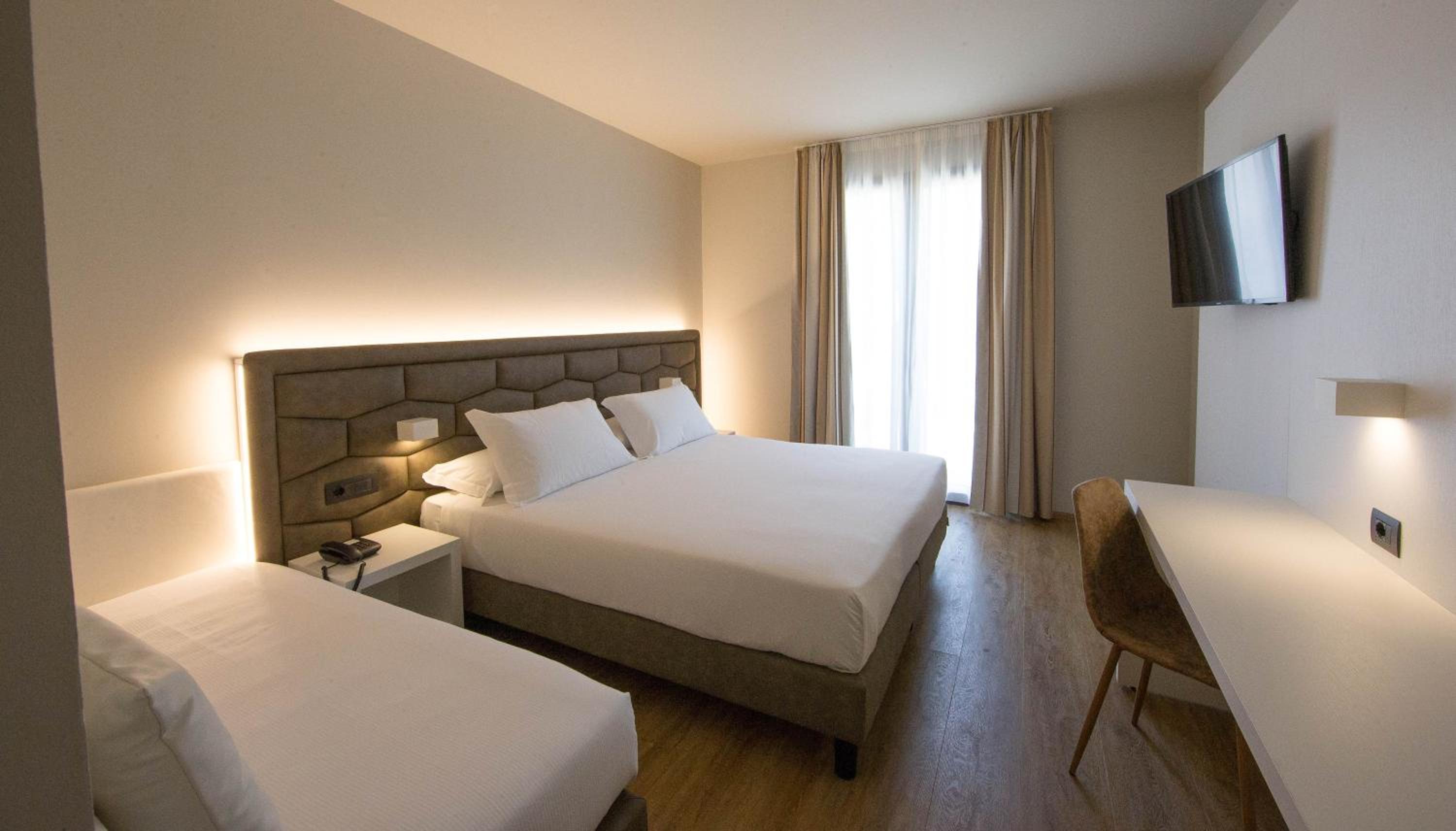 Executive Triple Room