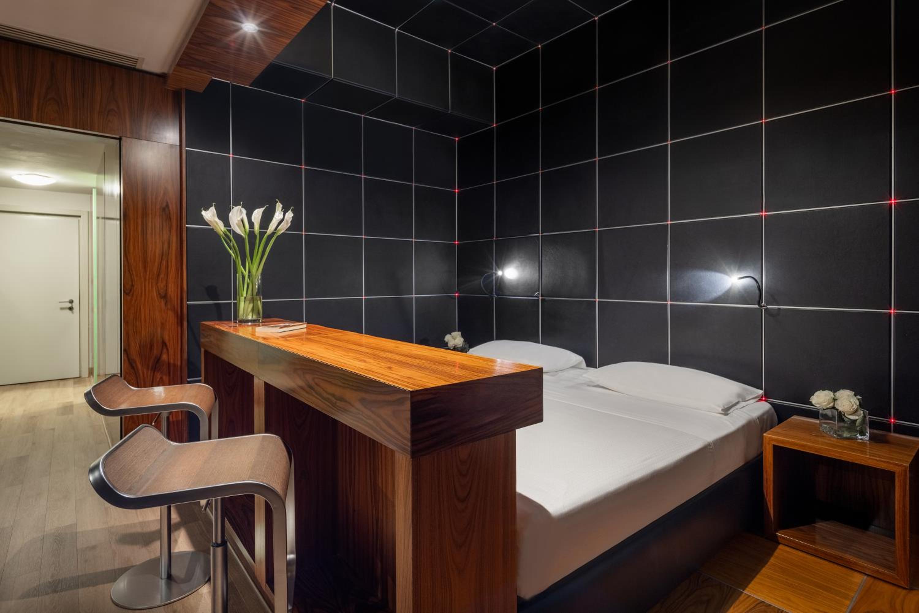 Classic Single Room
