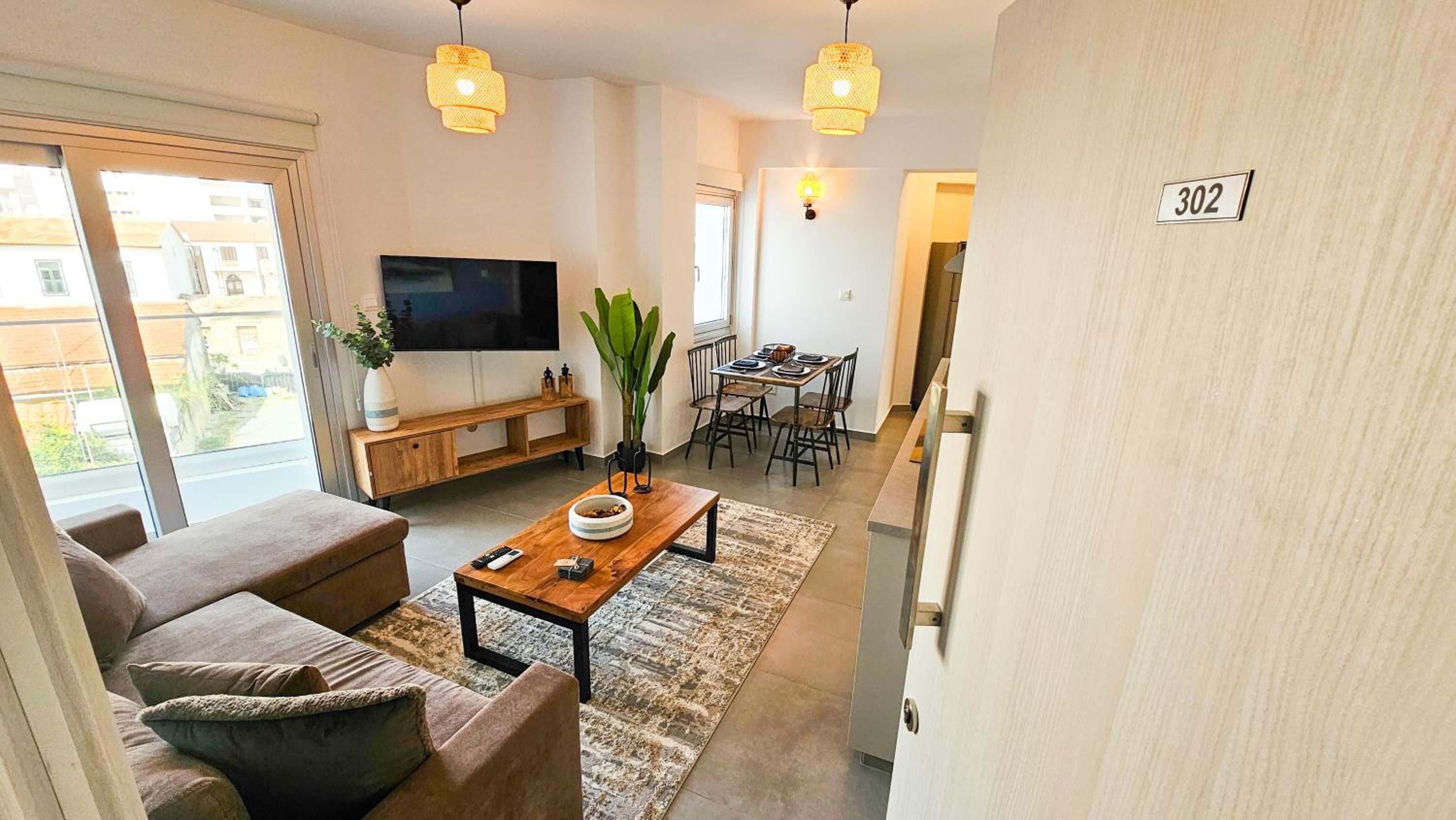 Apartment with Balcony photo 1