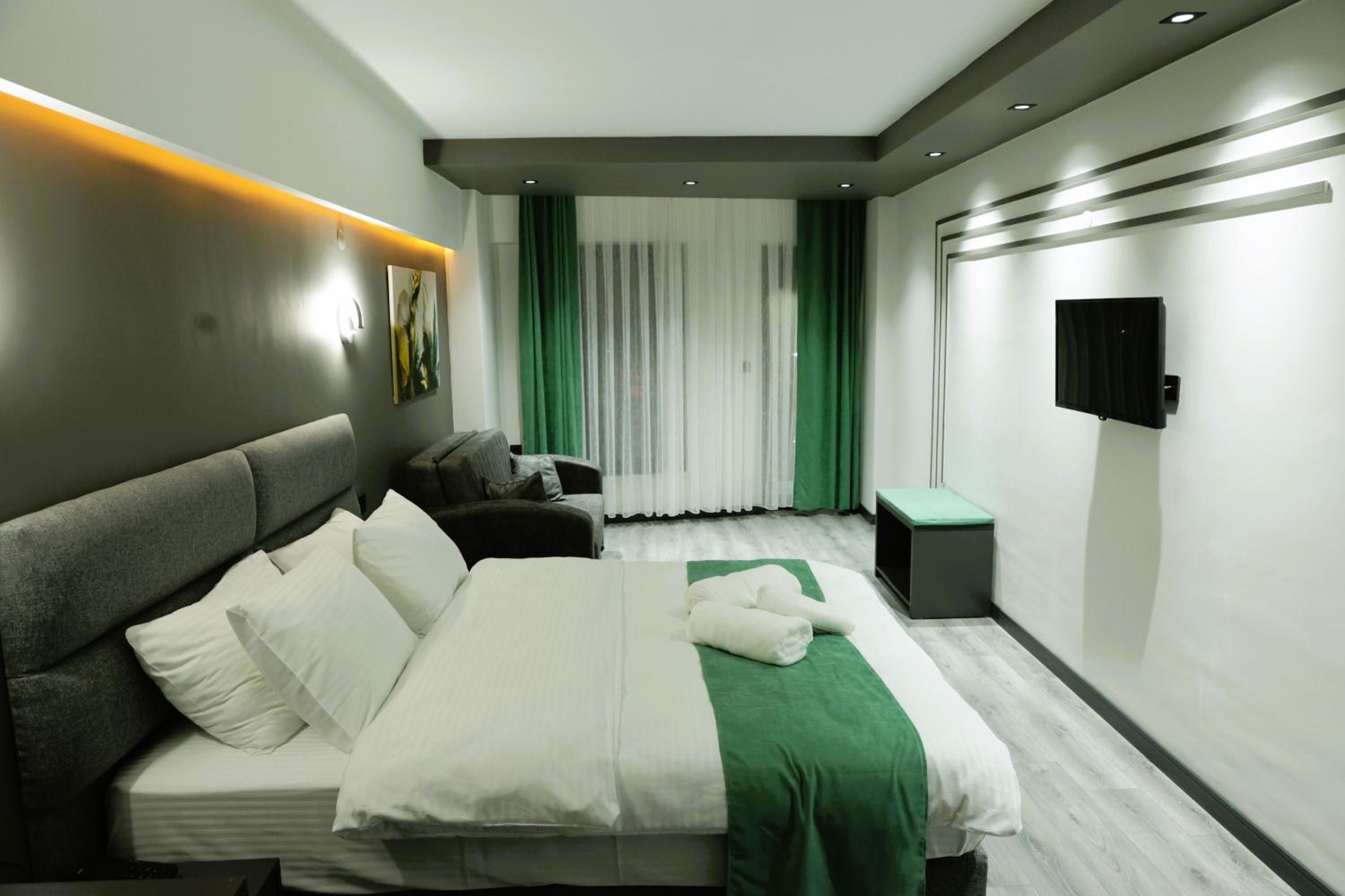 Deluxe Triple Room photo 1