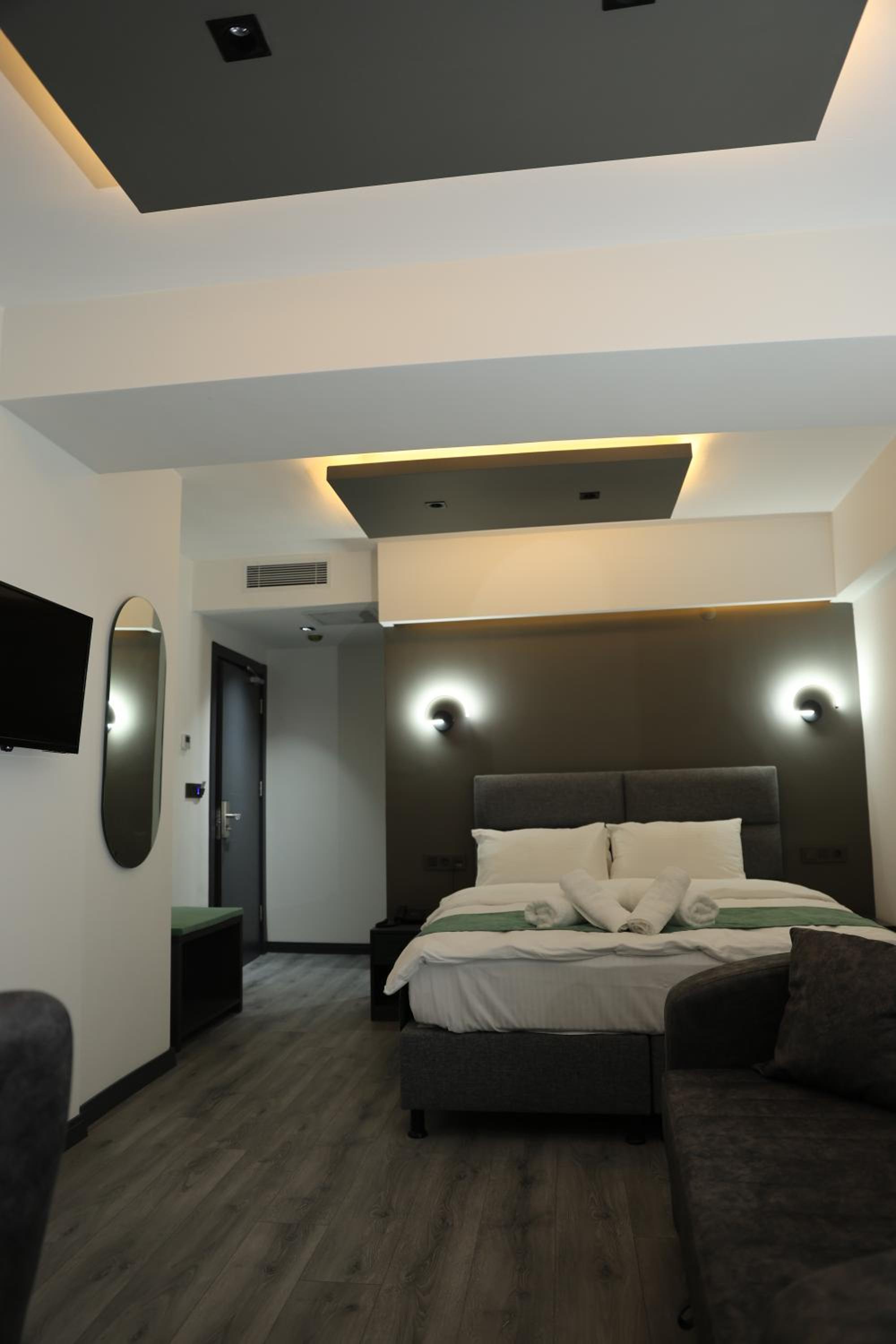 Standard Triple Room - Photo 2