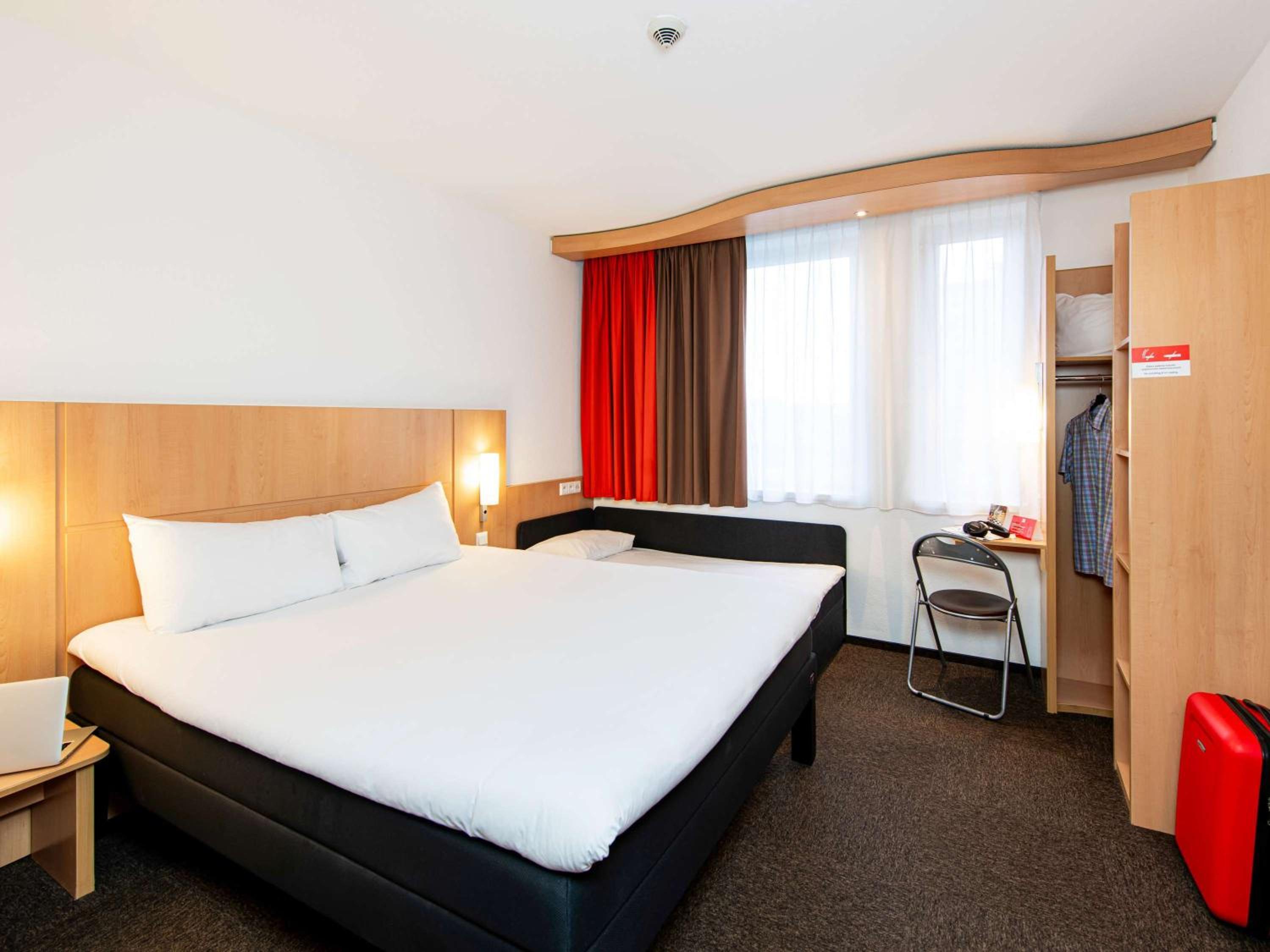 Standard Family Room with One Double Bed and One Single Bed - Photo 1