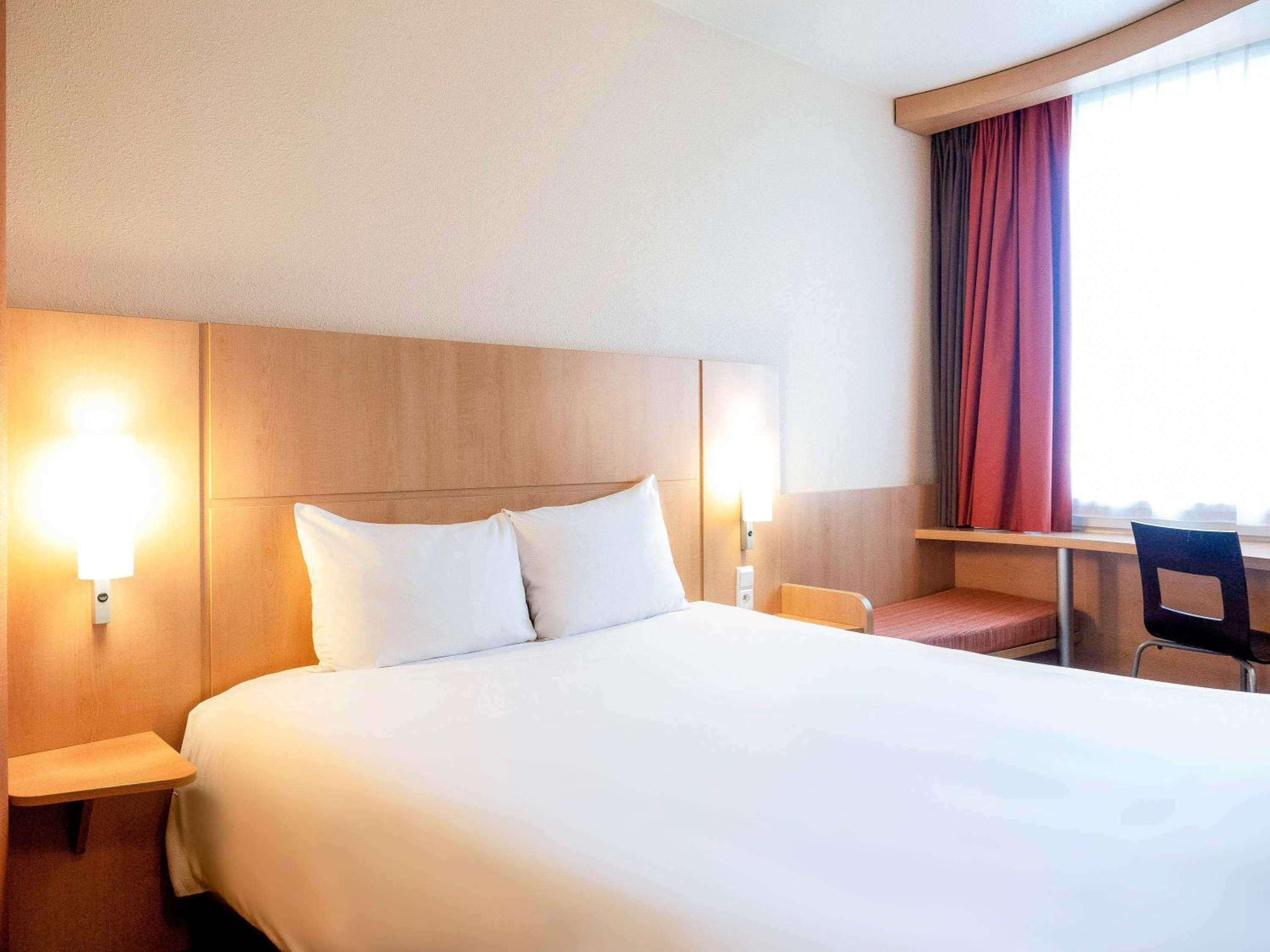 Double Room - Photo 5