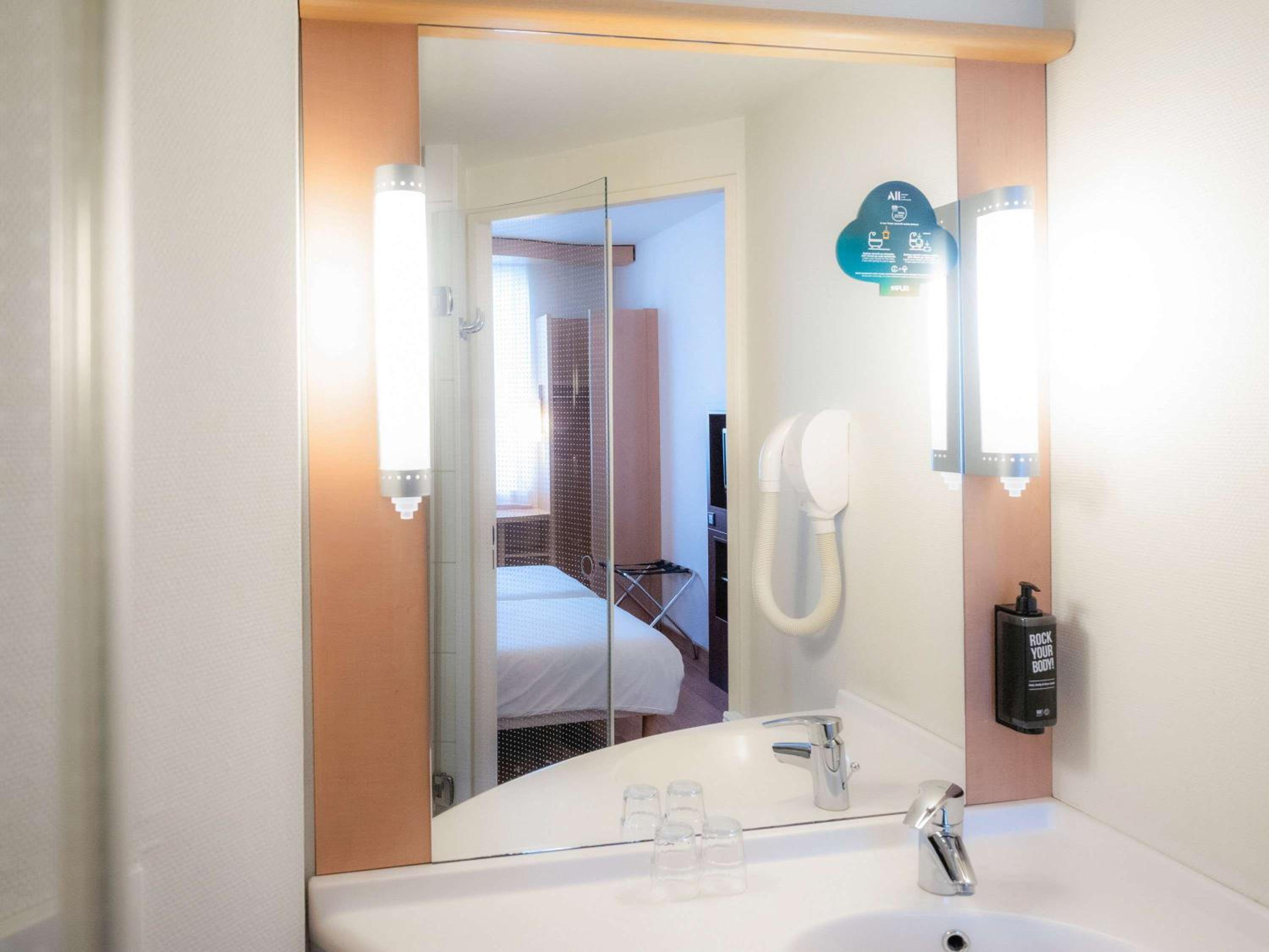 Double Room - Photo 4