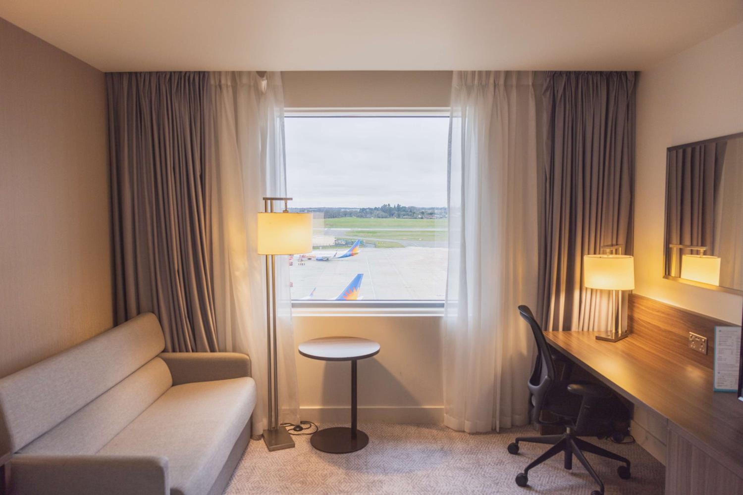 Deluxe King Room - High Floor