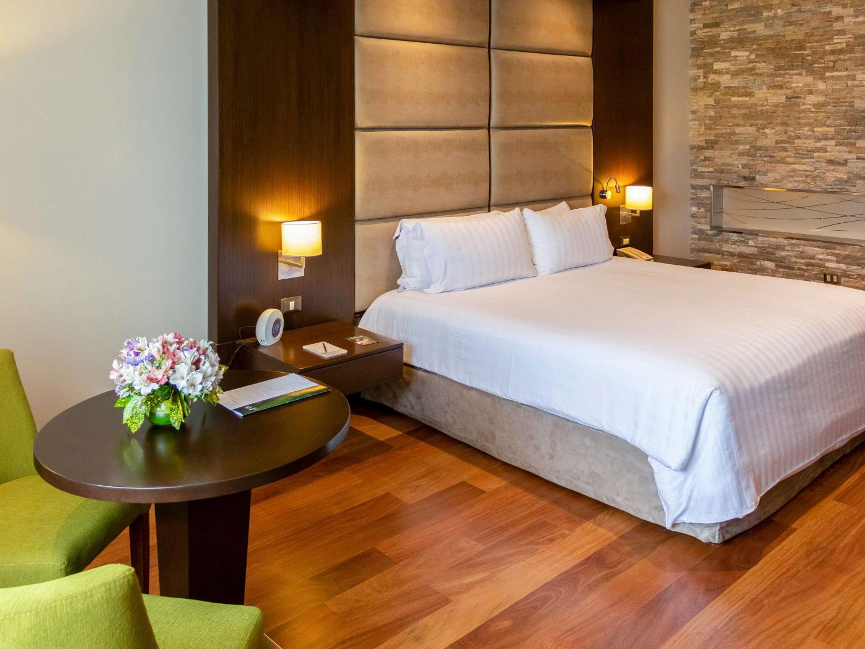 Superior King Room - Photo 6