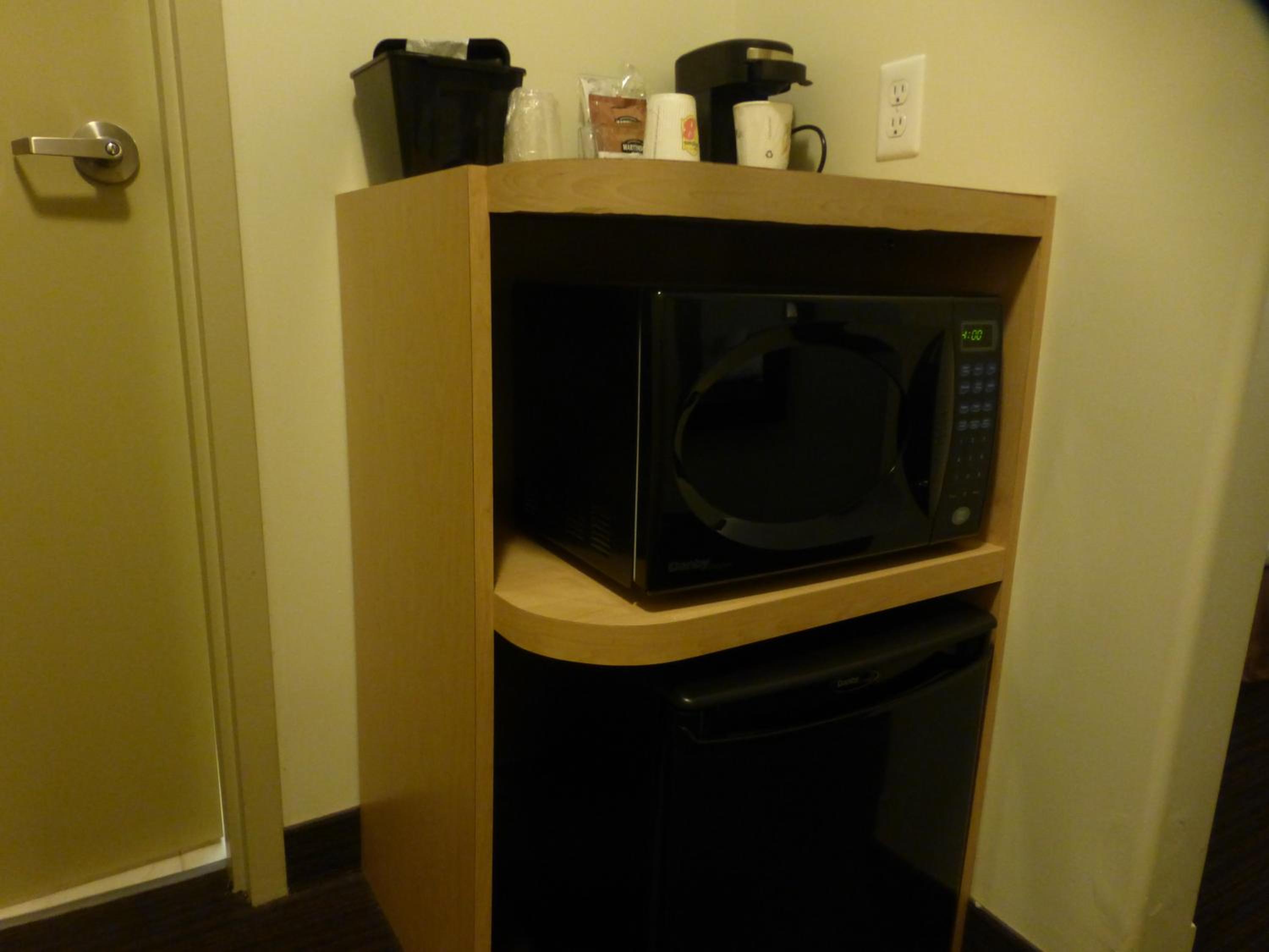 King Room - Non-Smoking - Photo 3