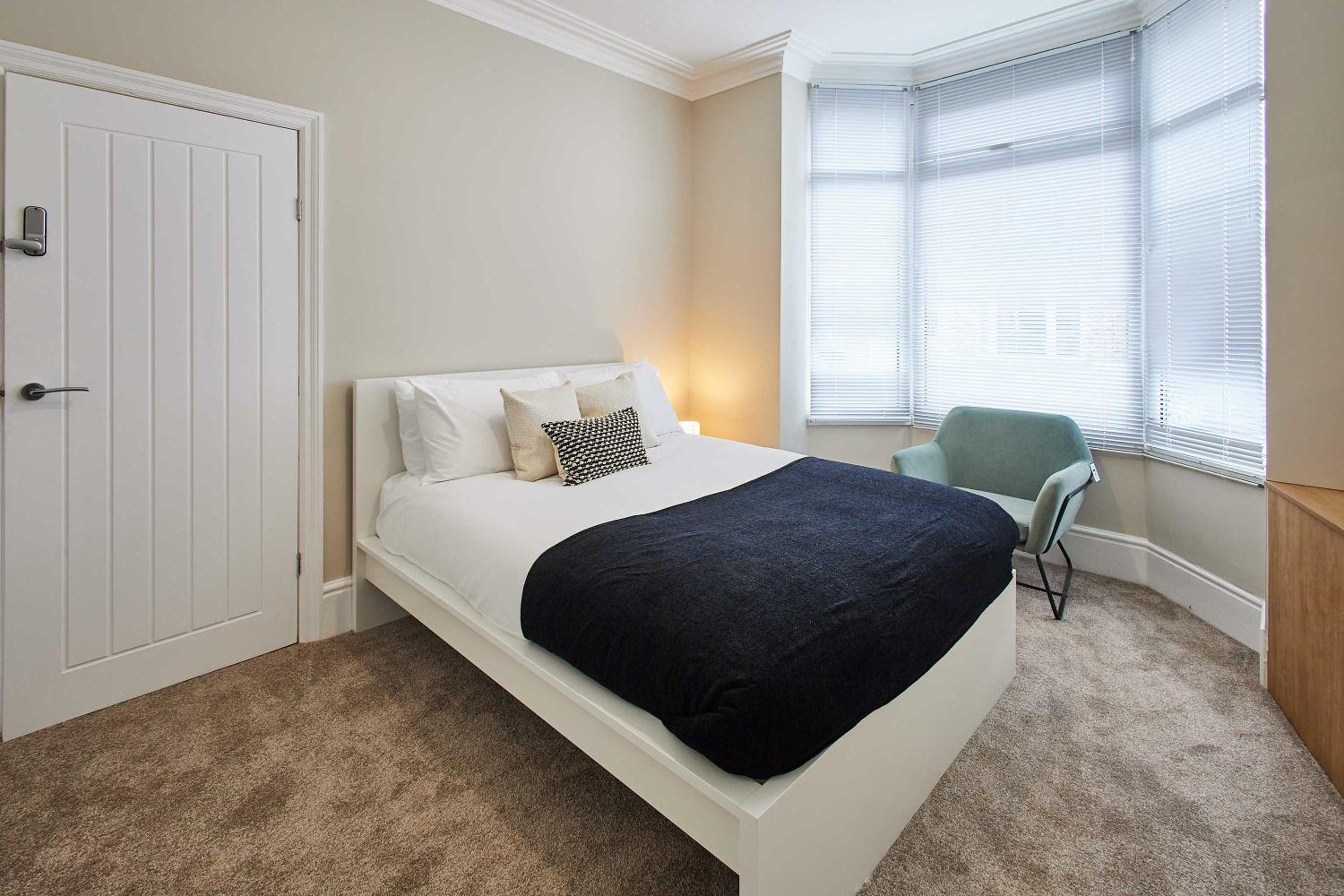 Three-Bedroom House photo 1