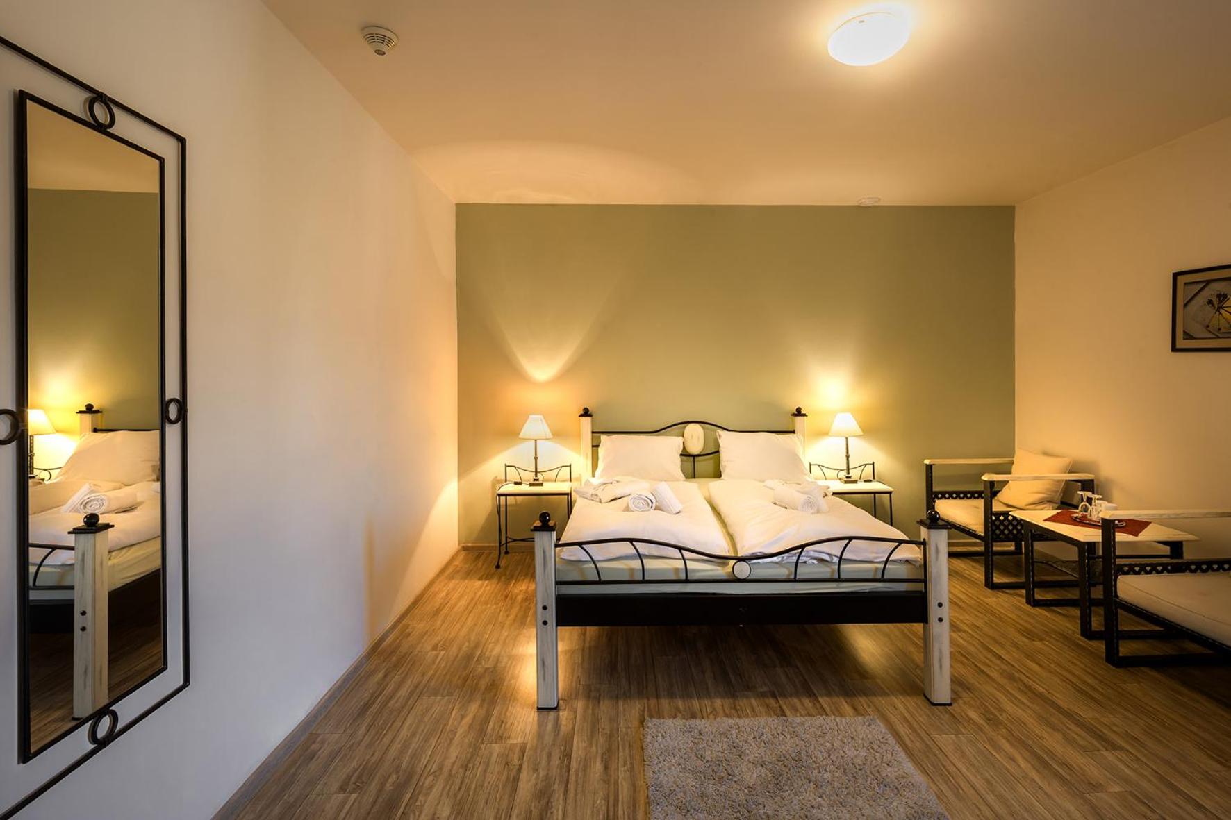 Double or Twin Room with Shower photo 1