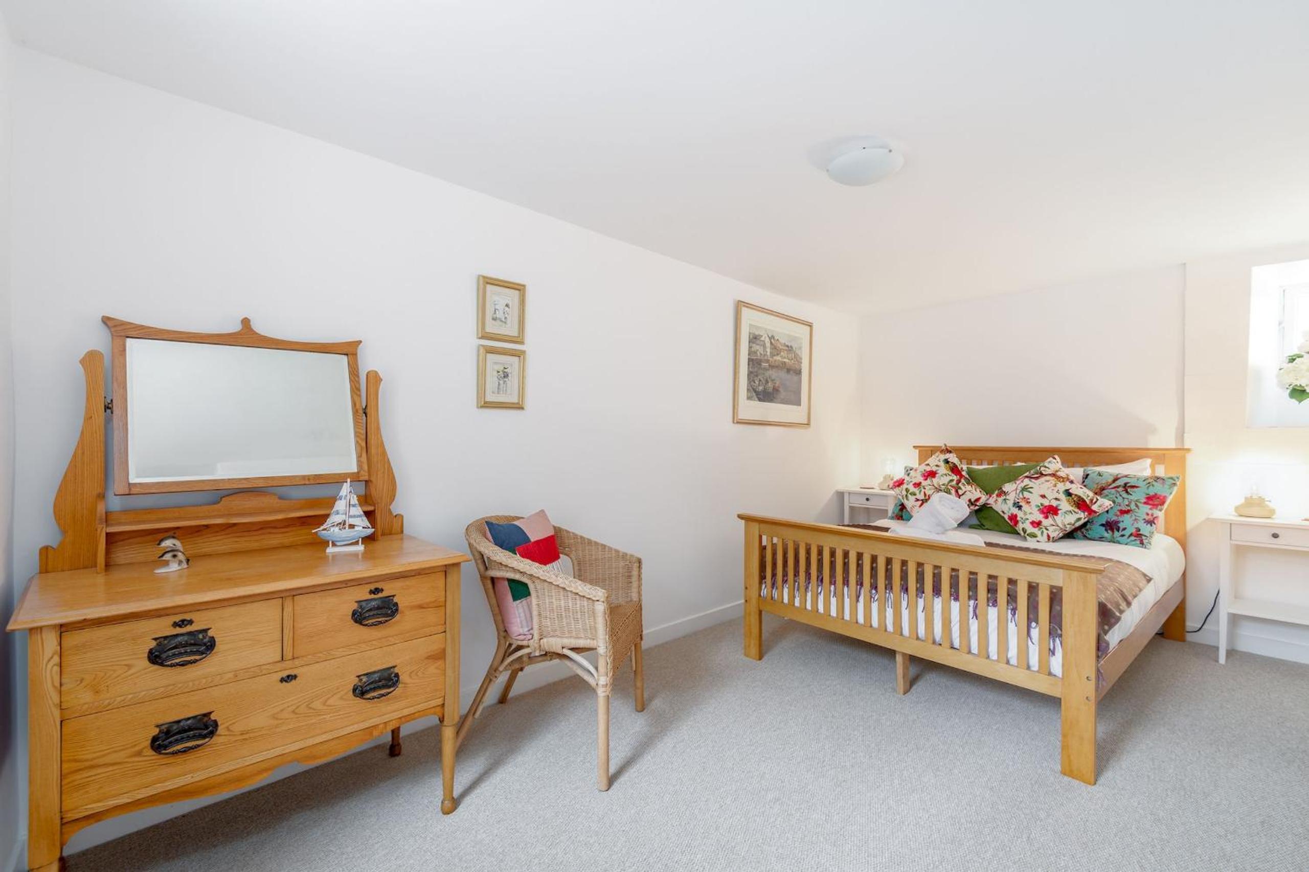 Three-Bedroom House photo 1