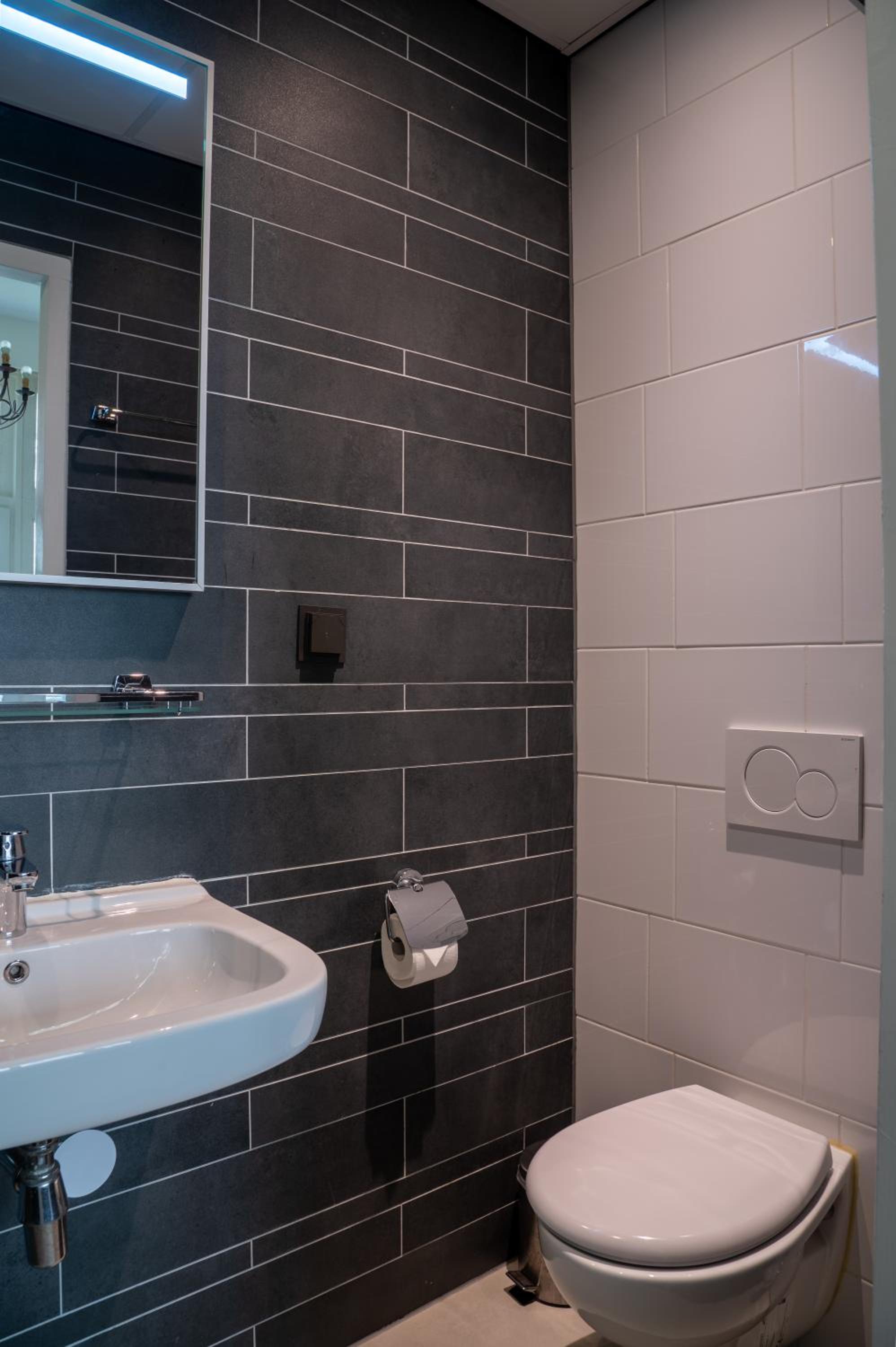Standard Triple Room with Private Bathroom photo 2
