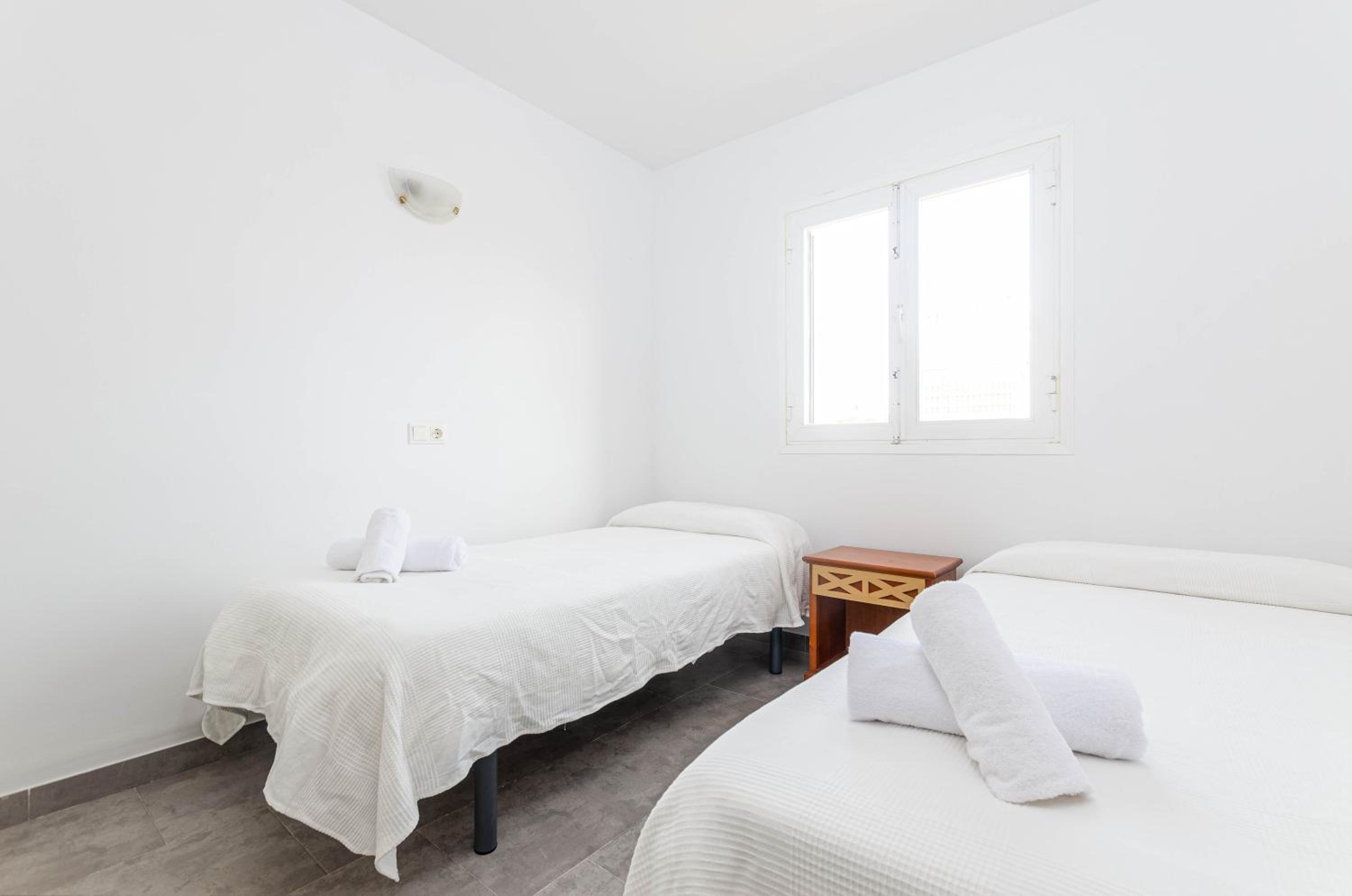 Apartamento con Balcón