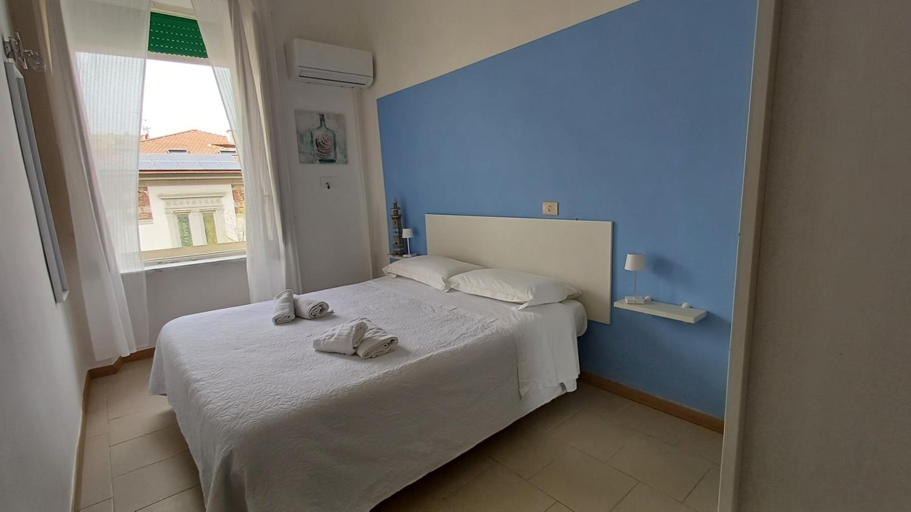 Standard Double Room photo 3