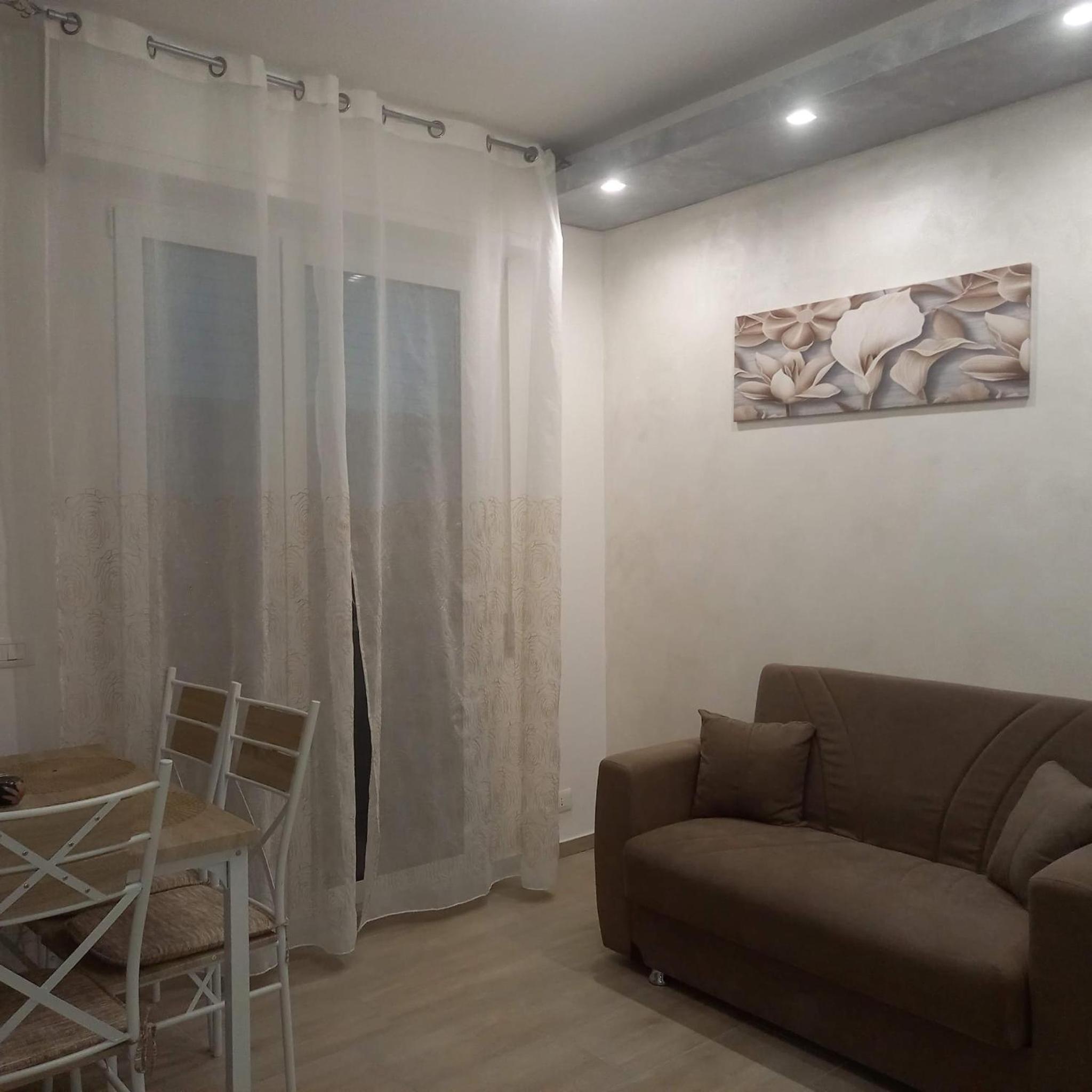 Two-Bedroom Apartment photo 2