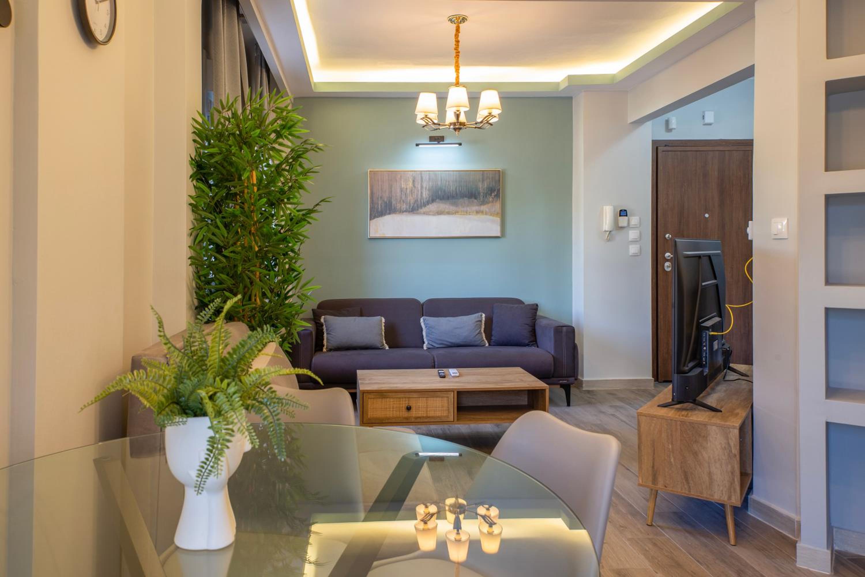 One-Bedroom Apartment