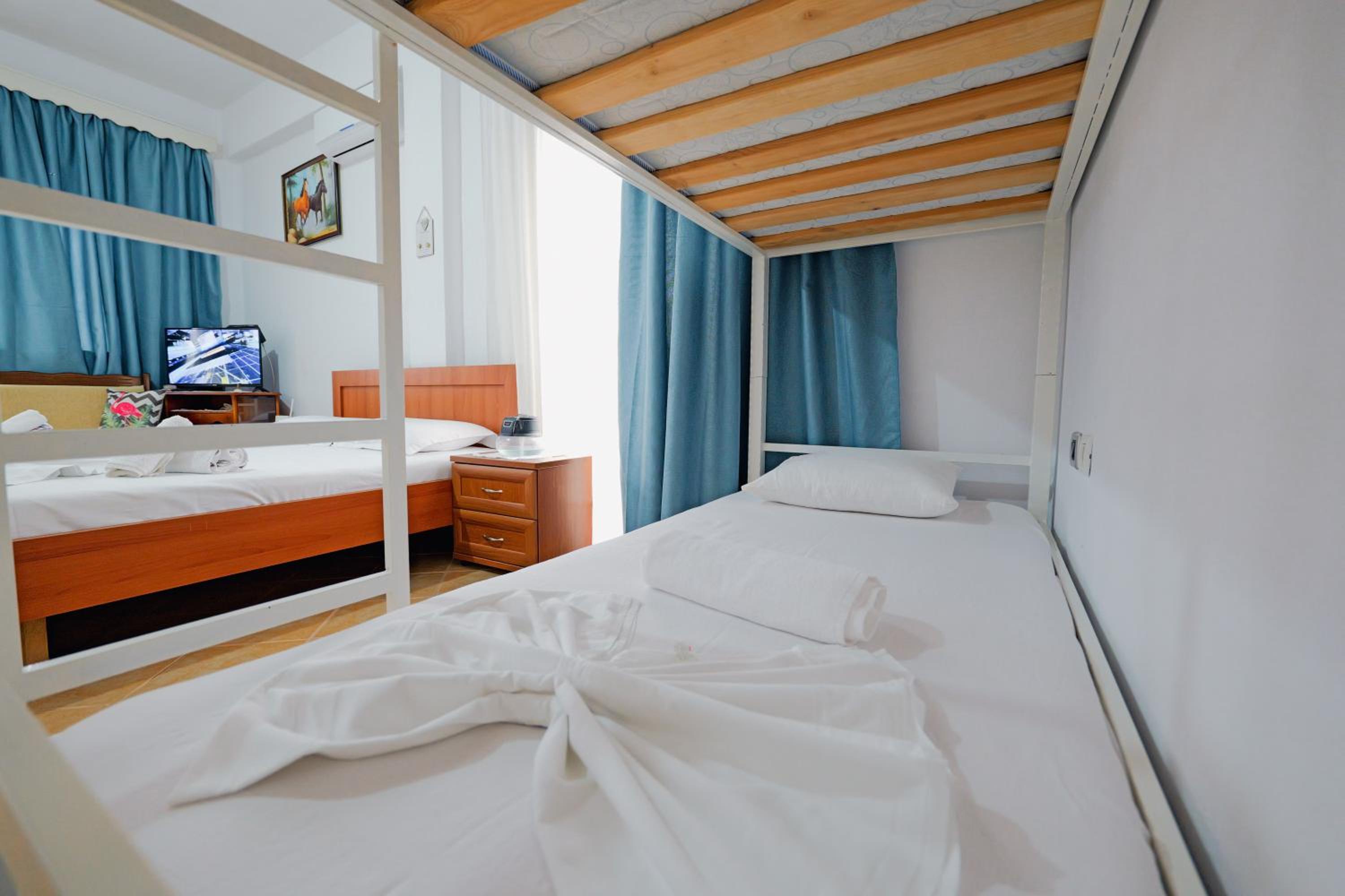 Quadruple Room photo 3