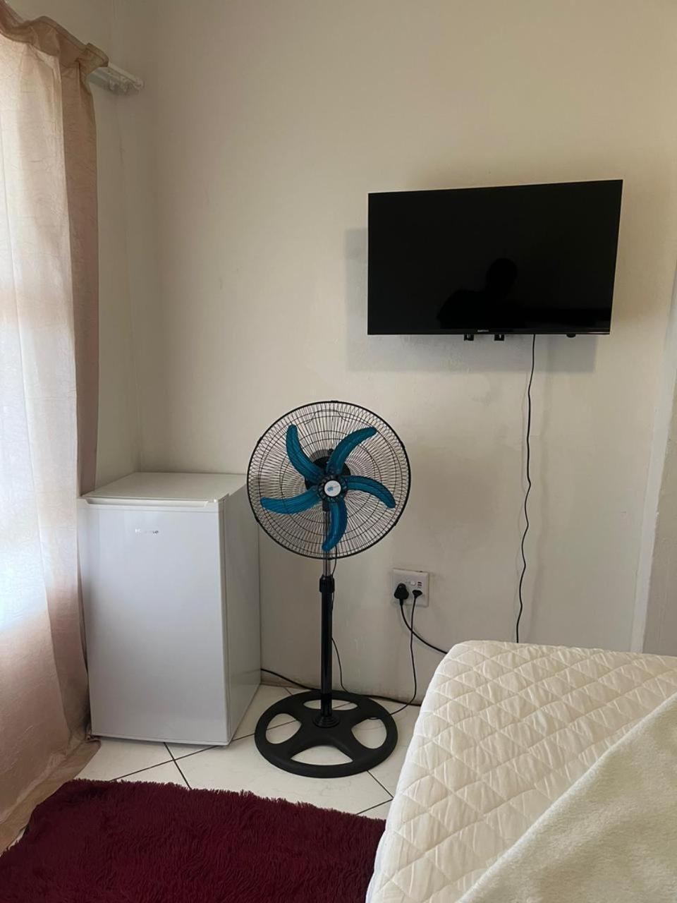 Double Room - Photo 9