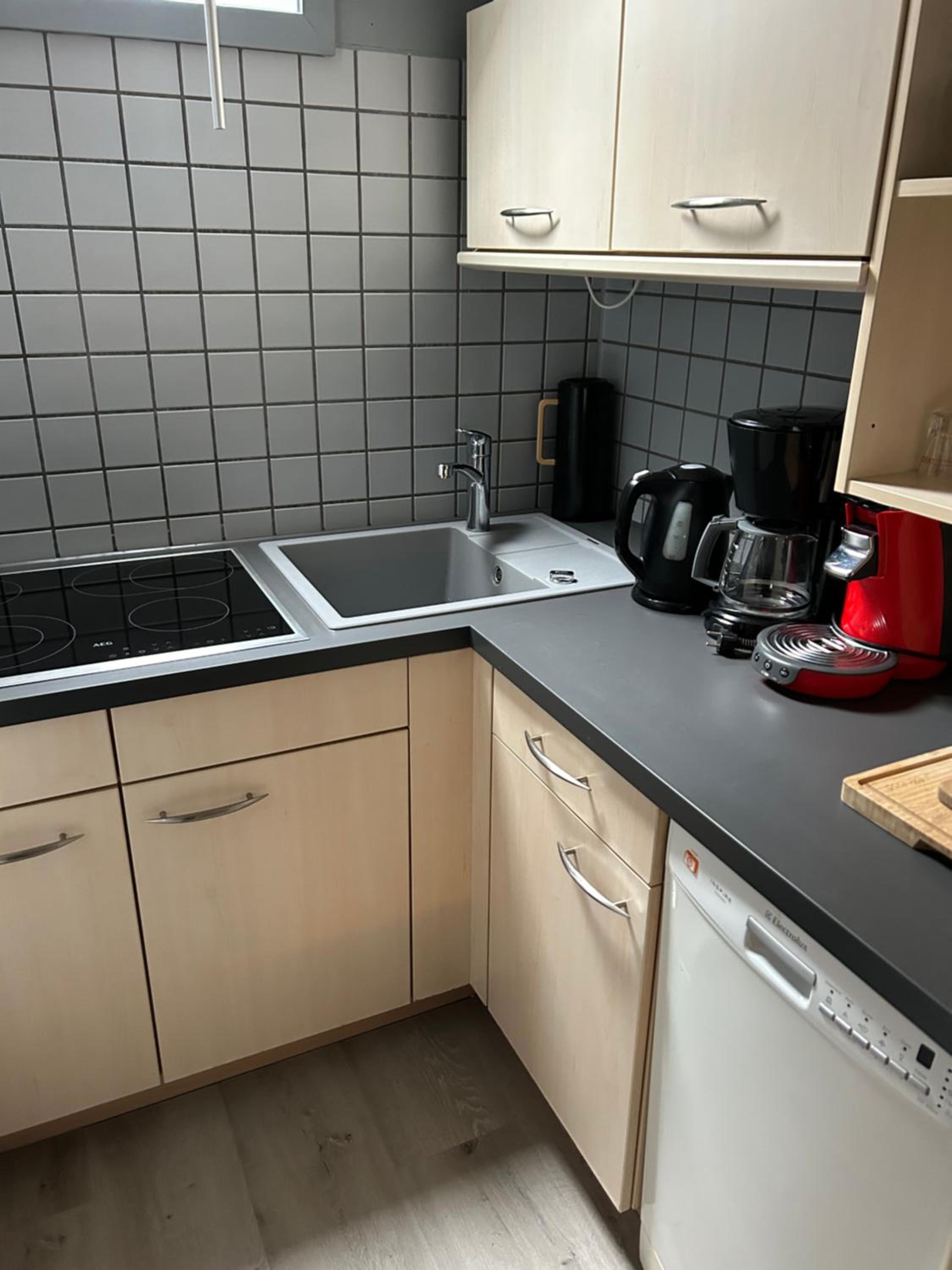 Three-Bedroom House photo 2