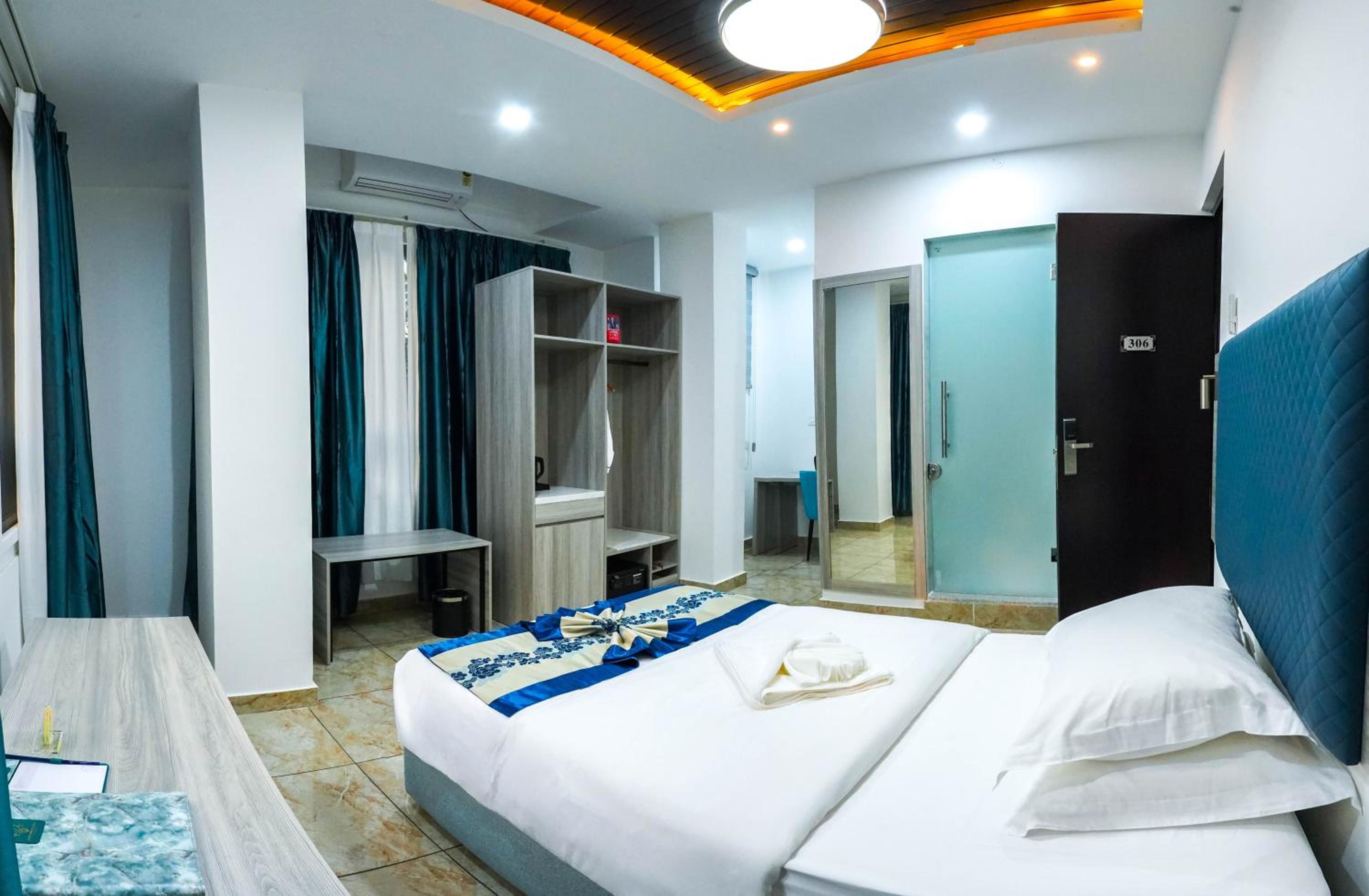 Single Room