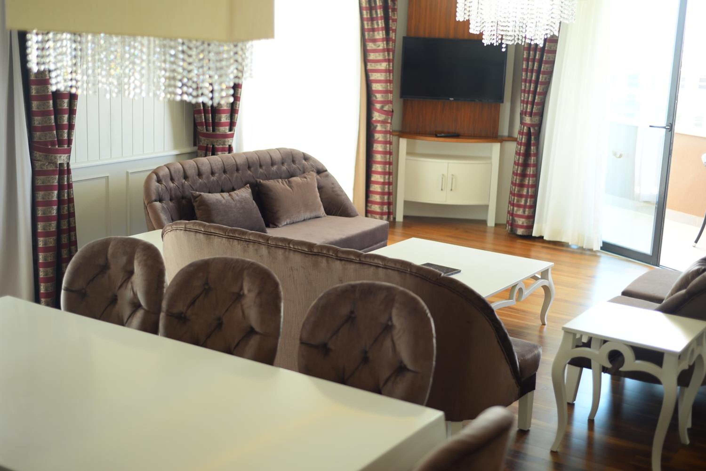 Executive Suite with Sea View thumbnail 6