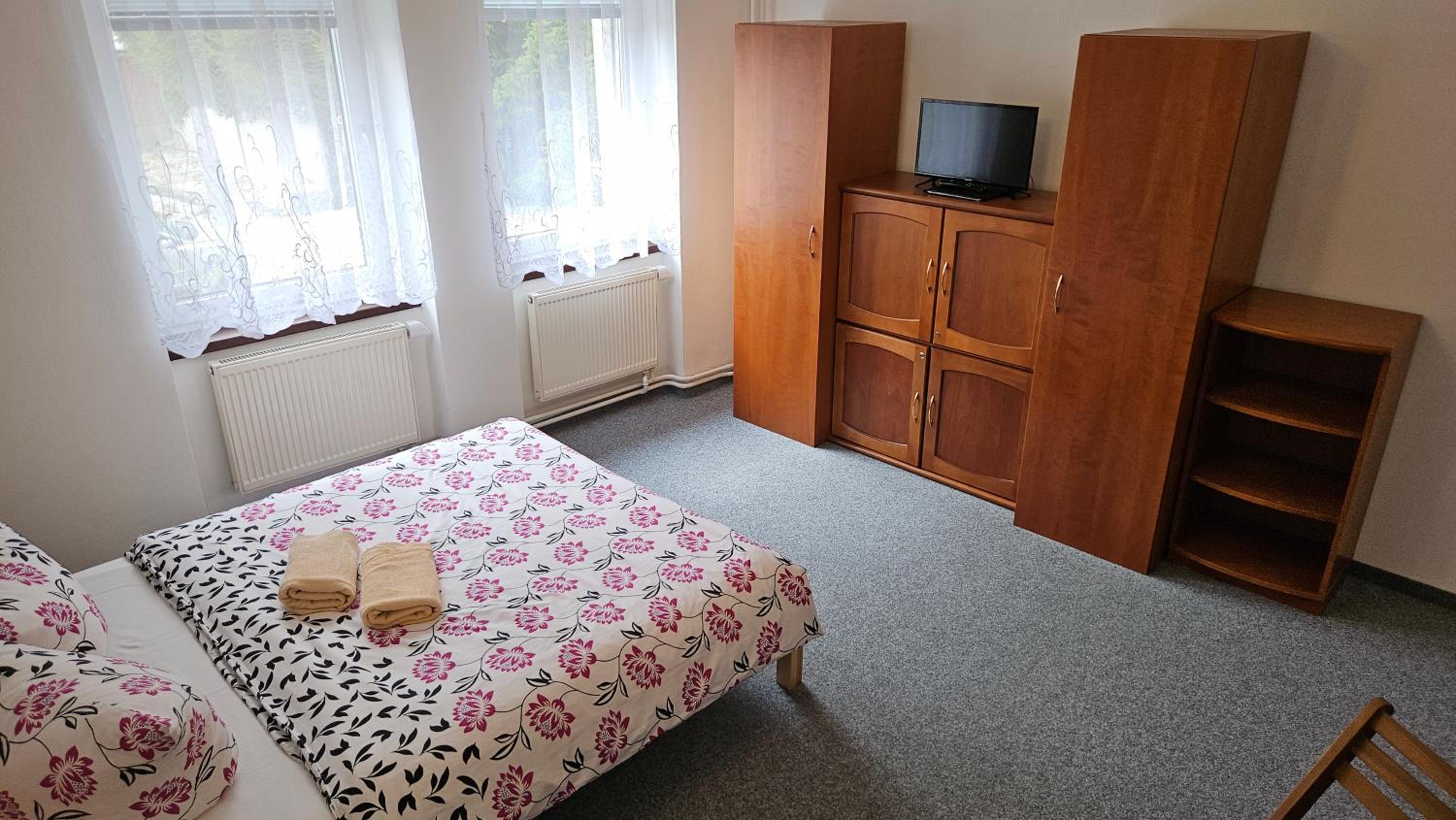 Double Room with Extra Bed photo 1