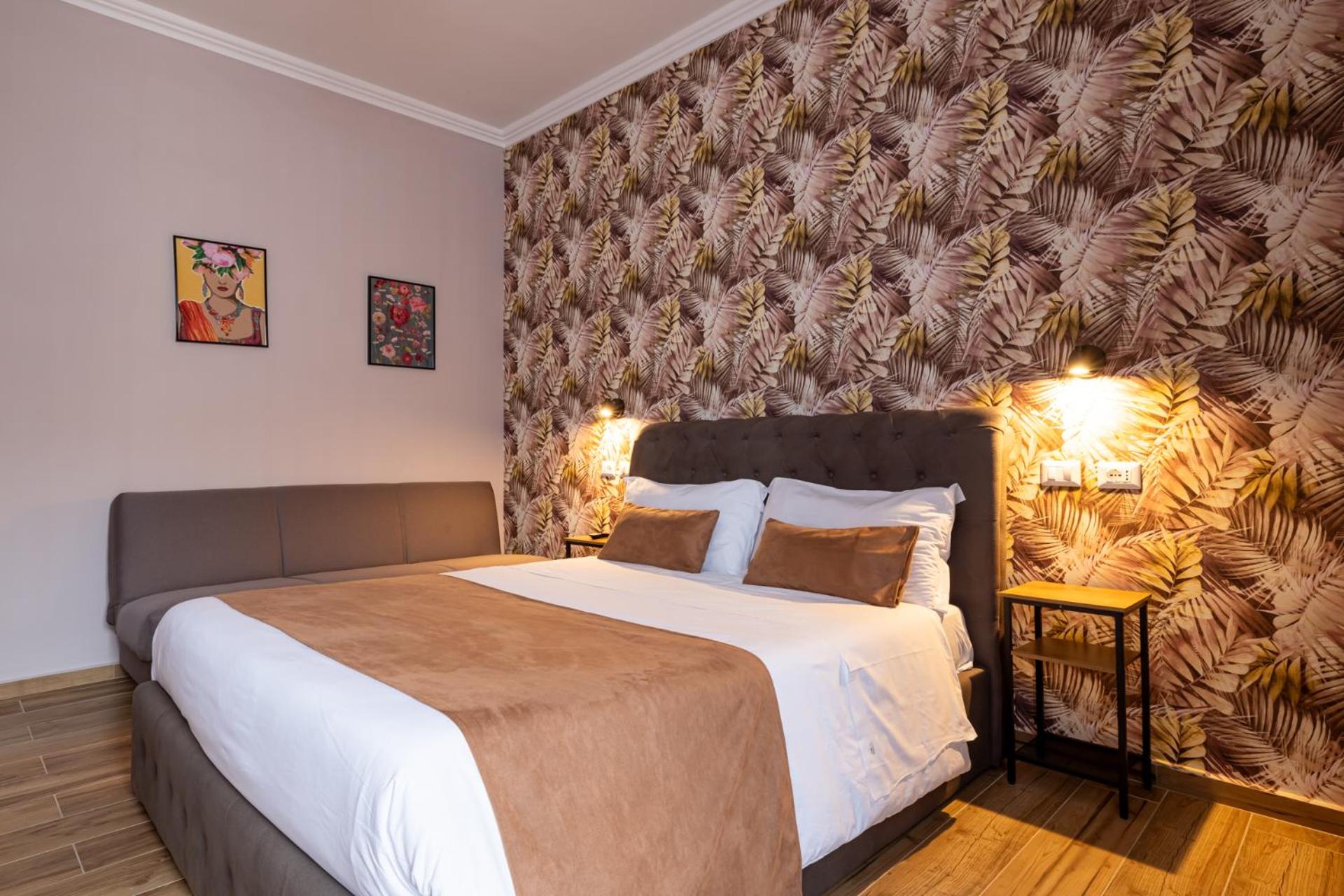 Double Room with Private Bathroom photo 2