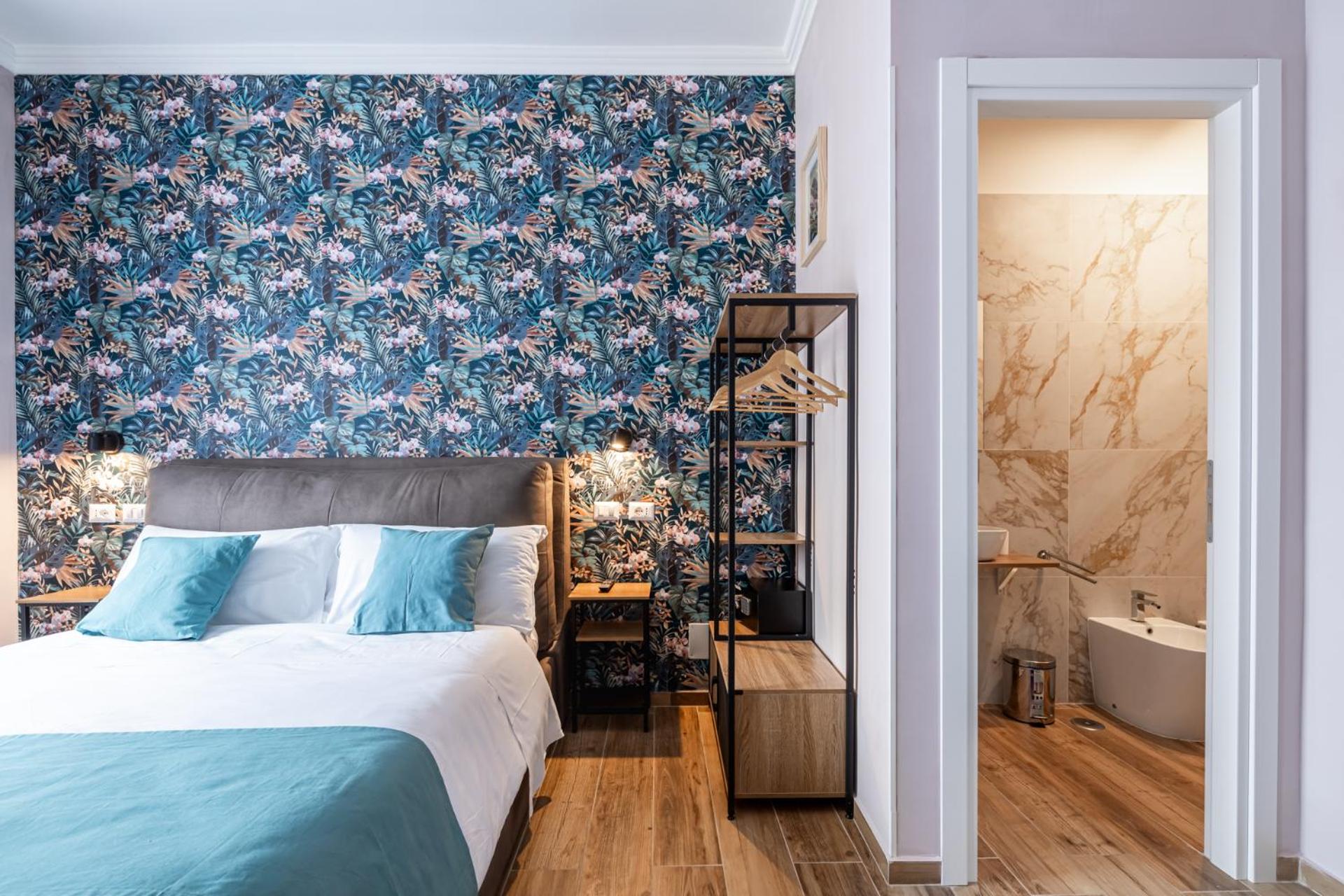Double Room with Private Bathroom photo 1