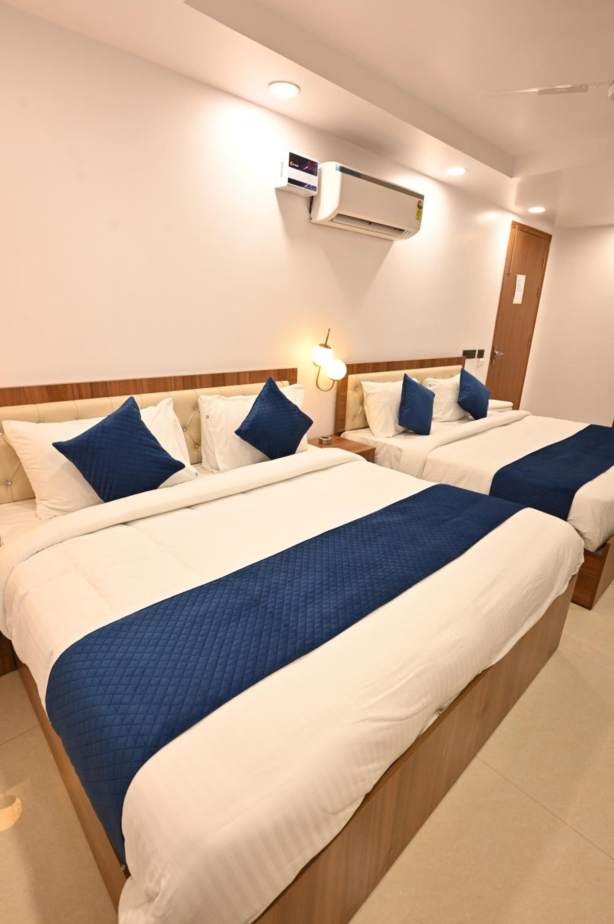 Luxury Quadruple Room