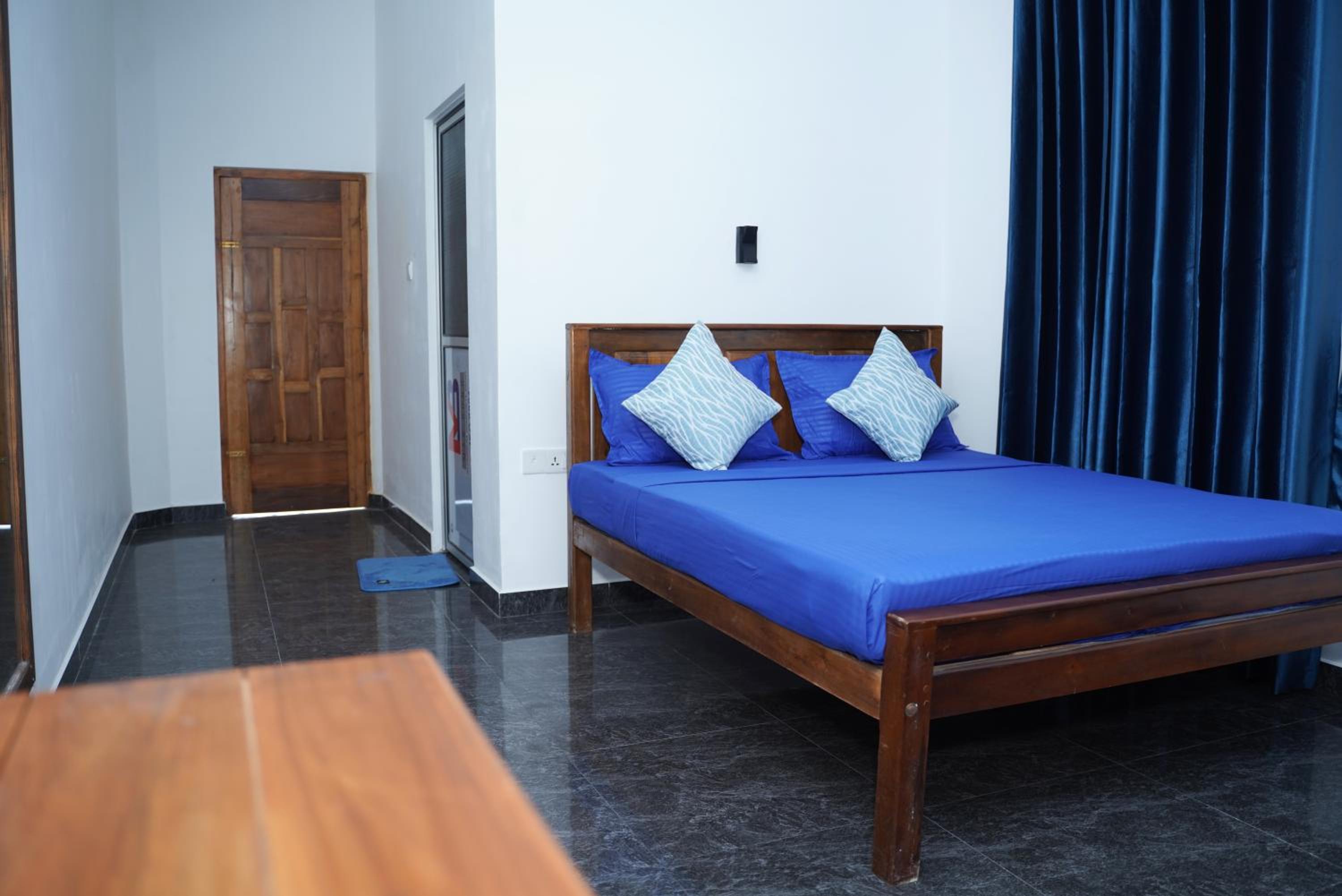 Standard Double Room with Fan photo 2