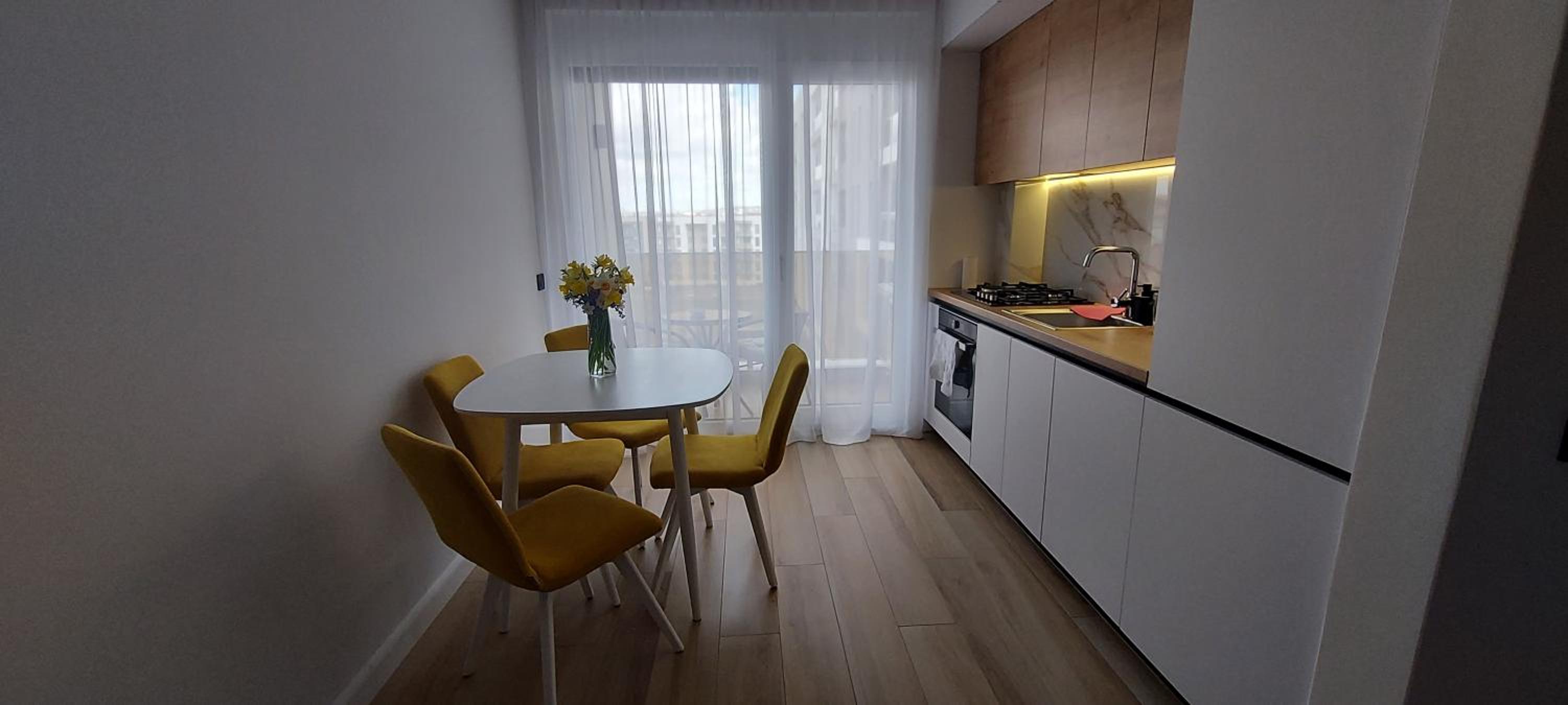 One-Bedroom Apartment photo 2