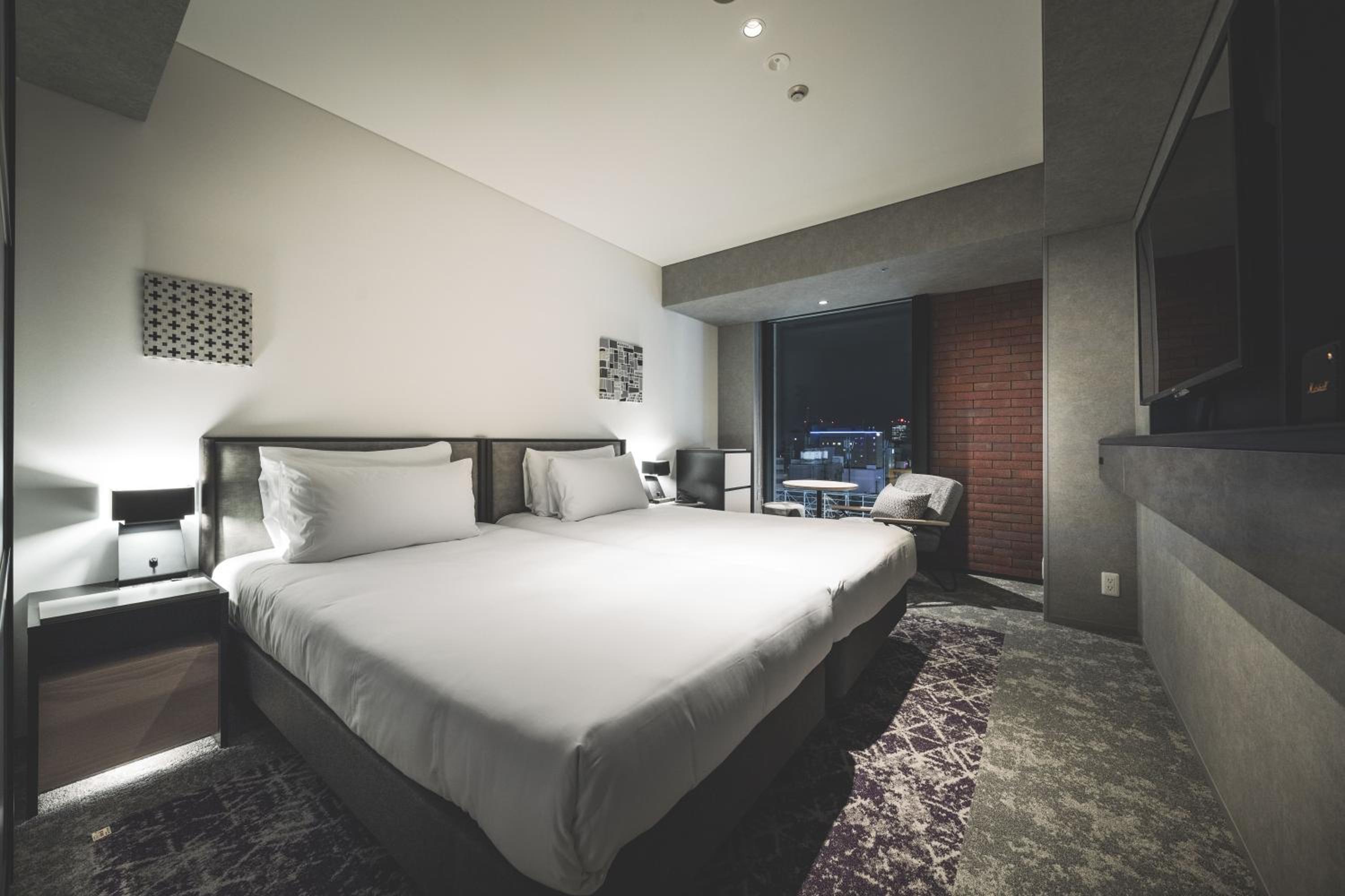 Superior Twin Room - No Spa Access - Photo 1