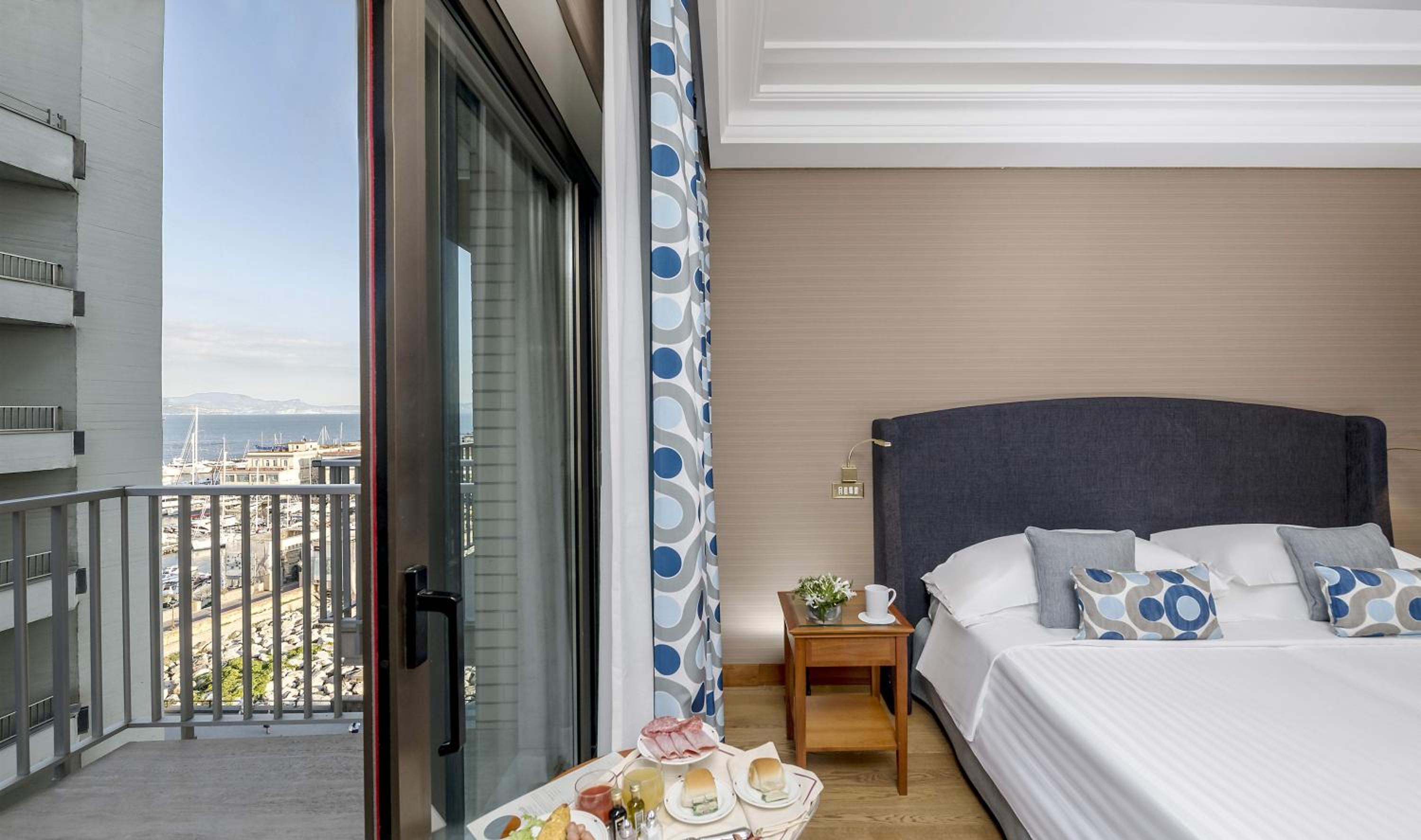 Double or Twin Room with Partial Sea View