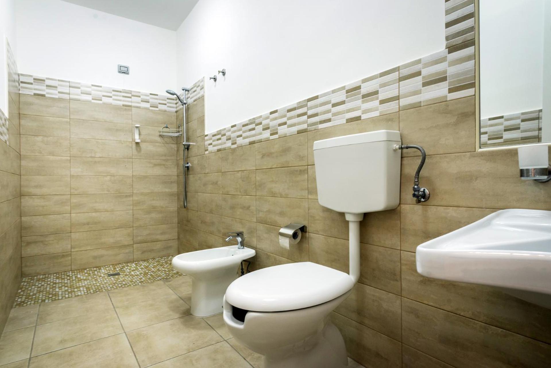 Double or Twin Room with Bathroom photo 2