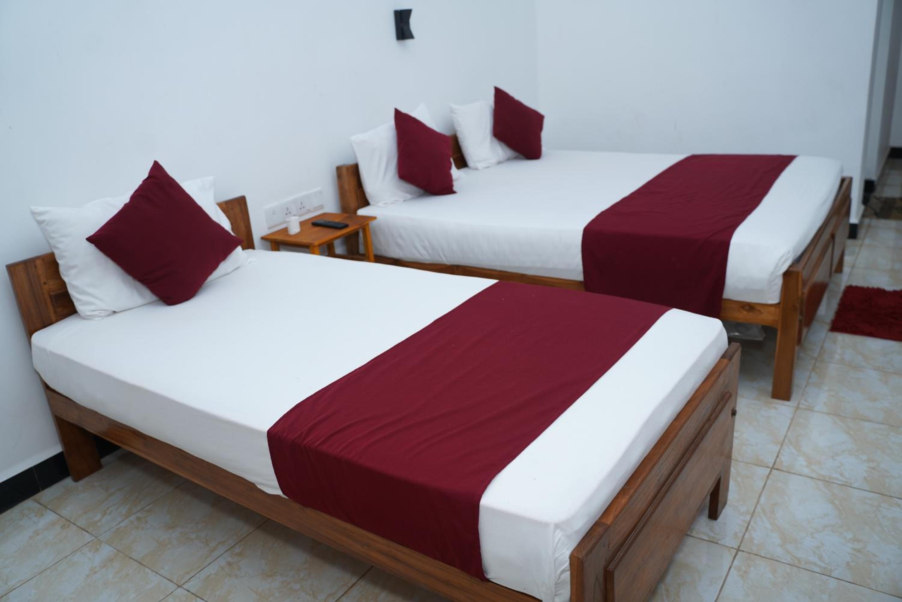 Standard Triple Room photo 2