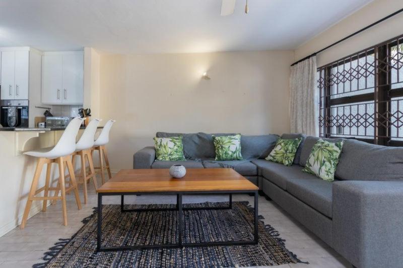 Four-Bedroom House photo 1