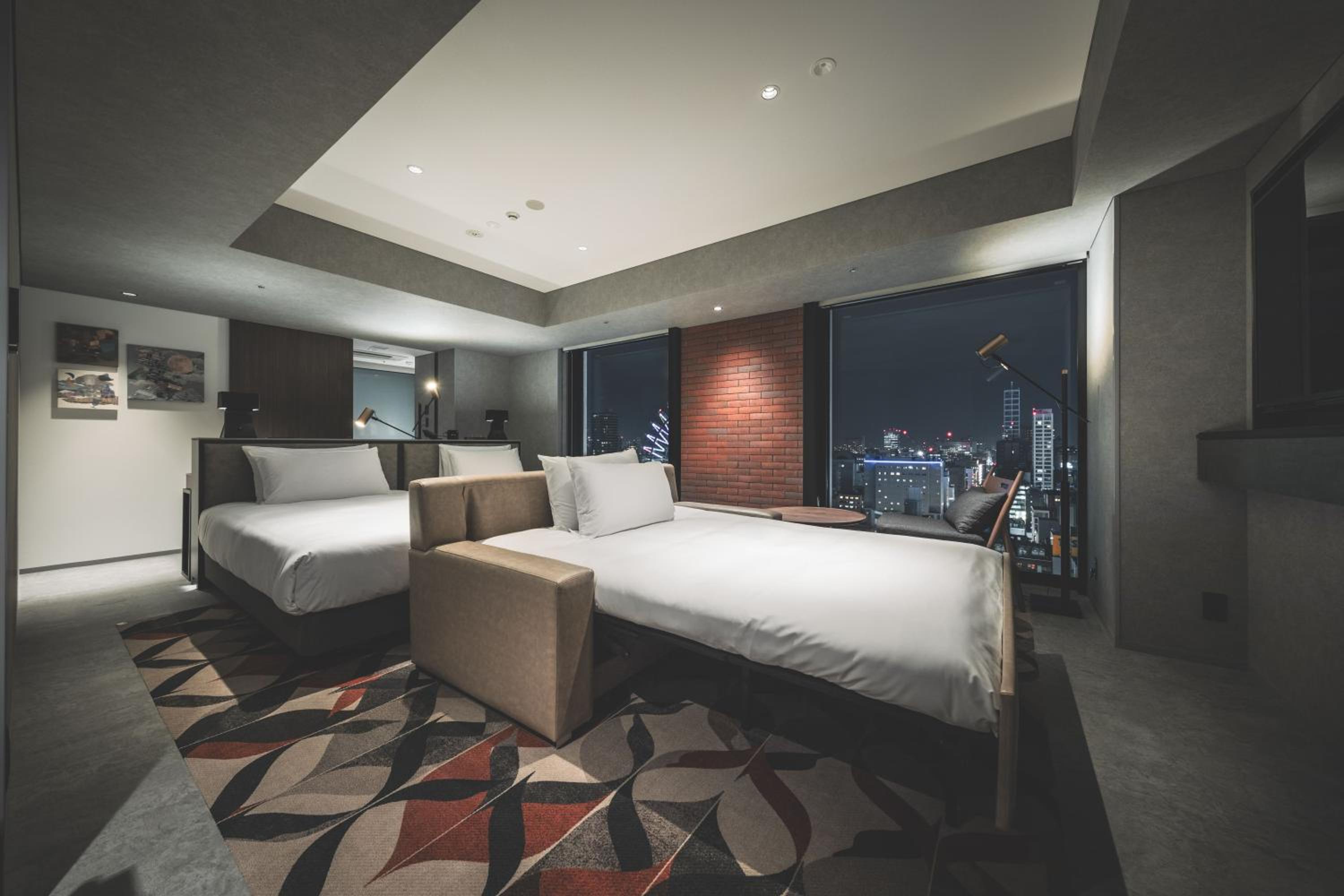 Deluxe Corner Twin Room - Photo 4