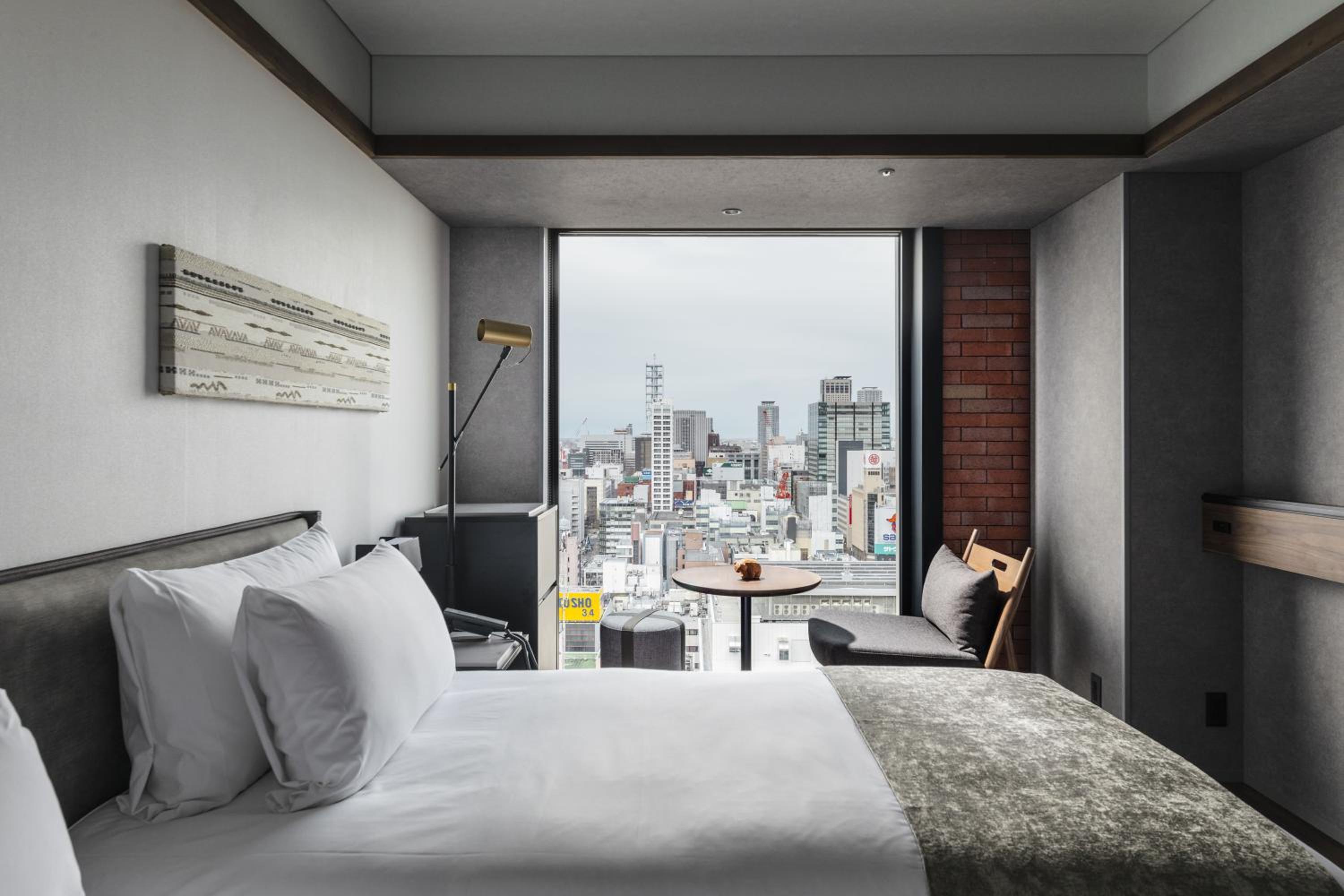 Premium Twin Room - Photo 8